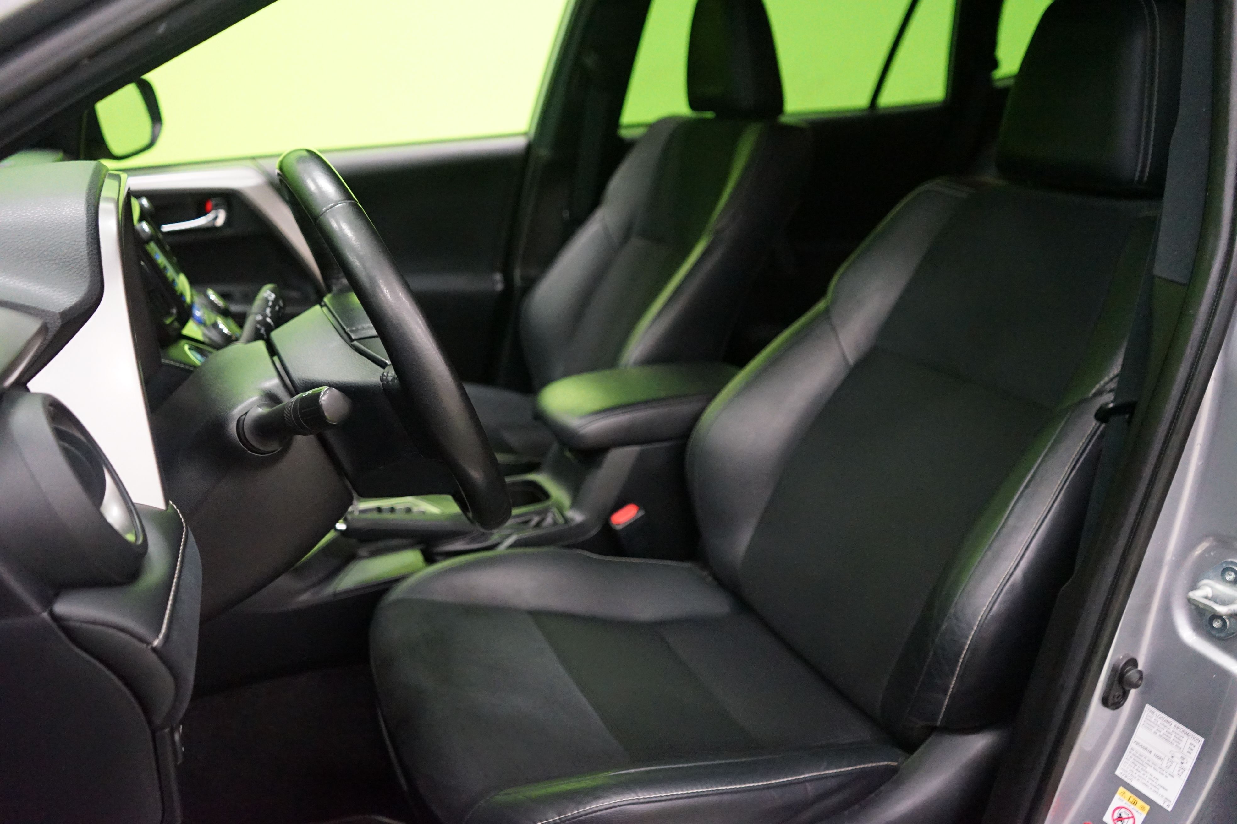 Toyota RAV4 2017