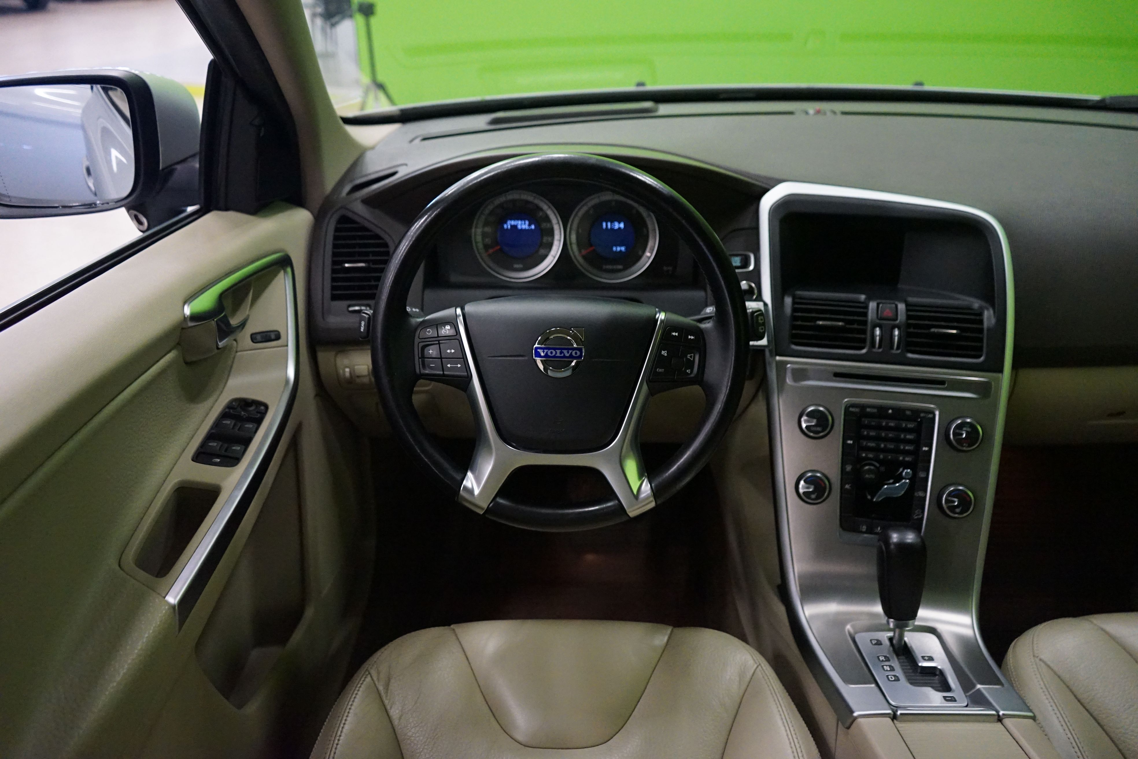 Volvo XC60 2011