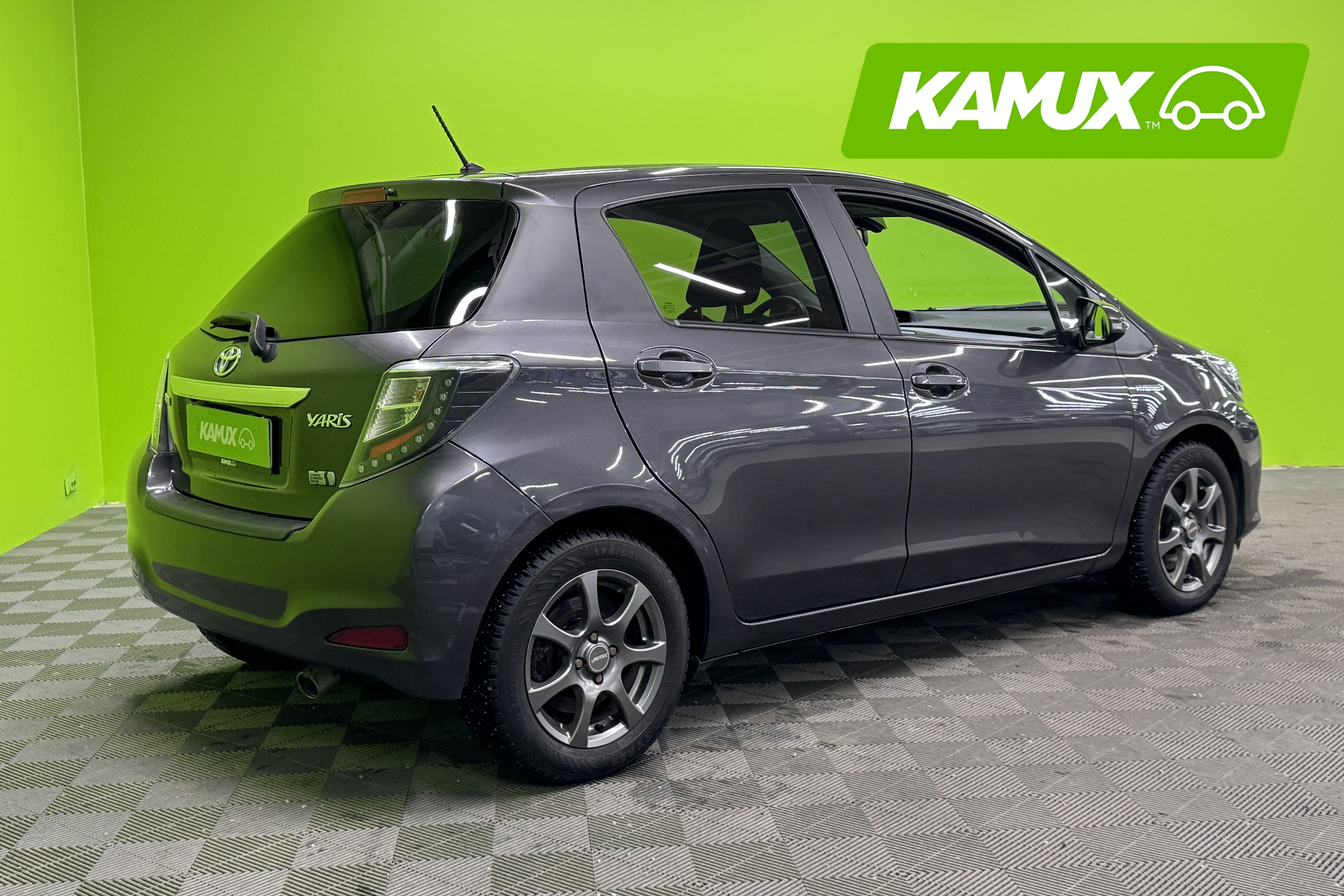 Toyota Yaris 2014