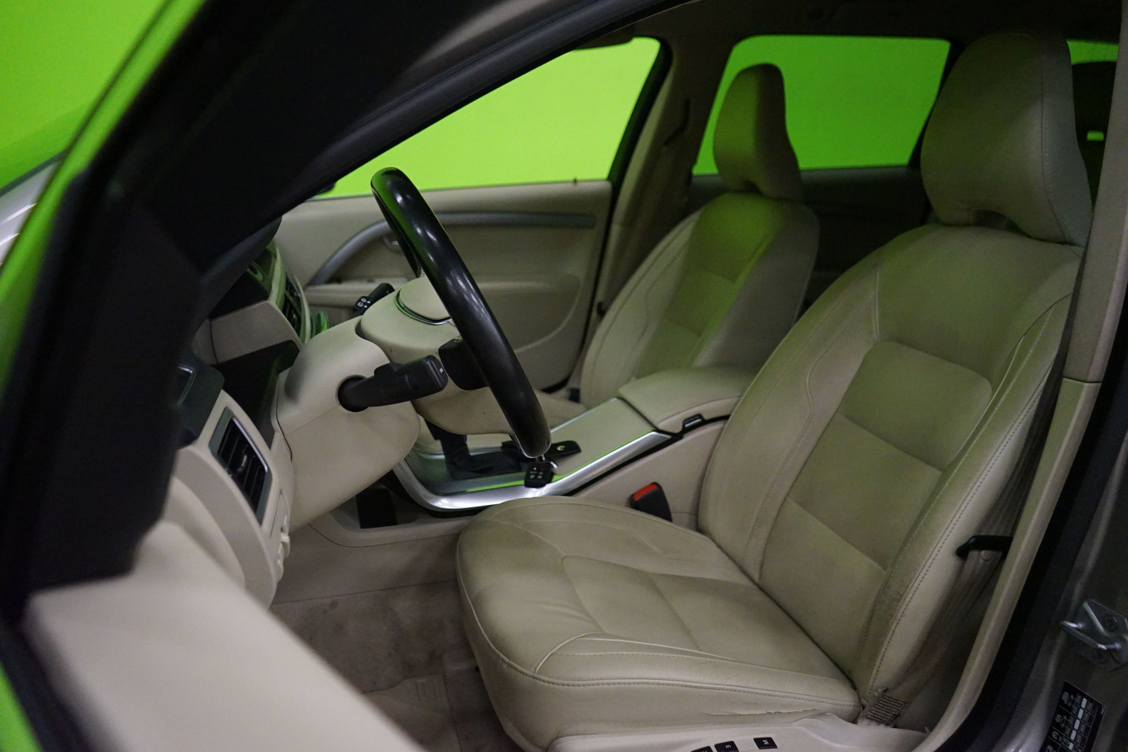 Volvo V70 2016
