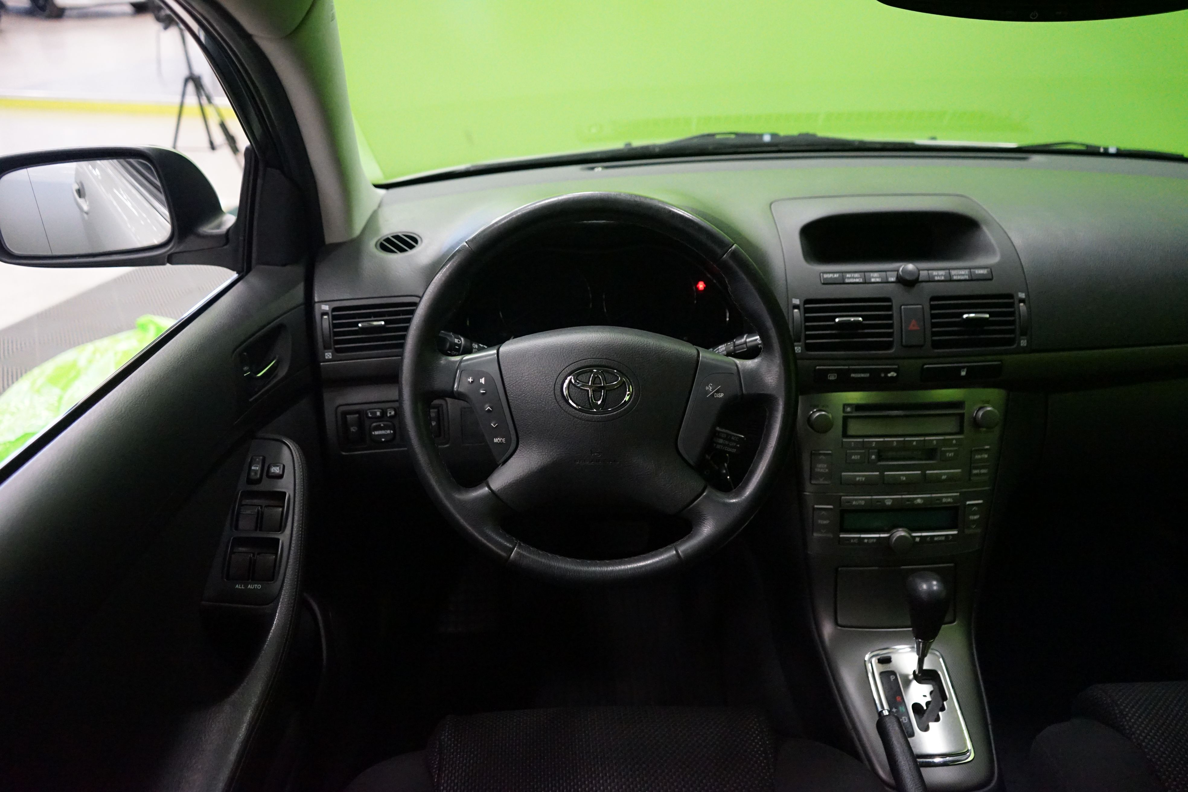 Toyota Avensis 2004
