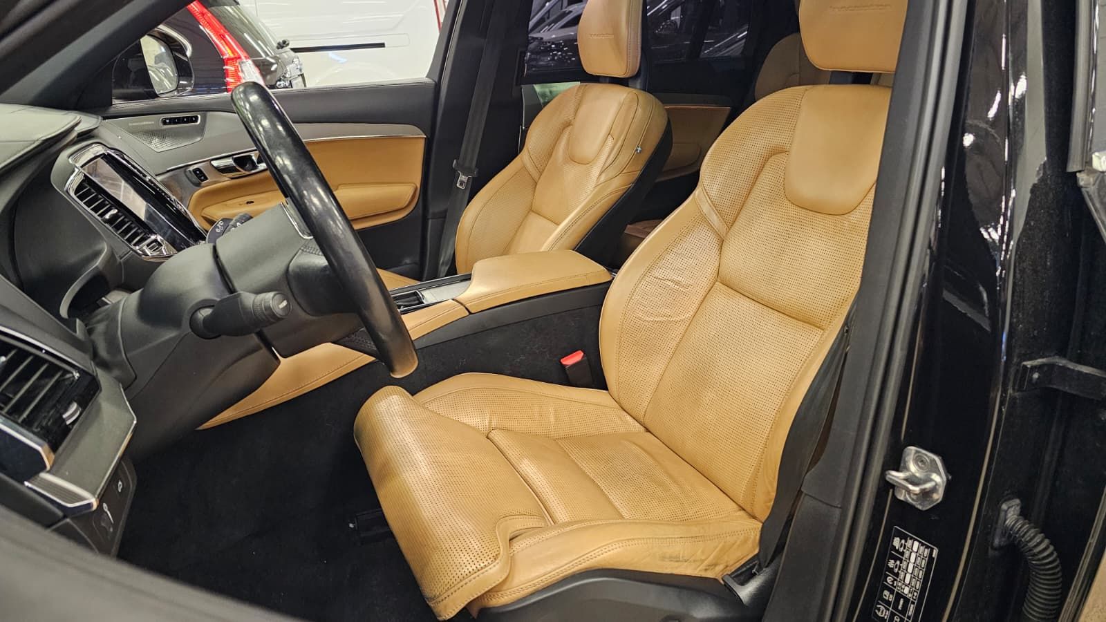 Volvo XC90 2016