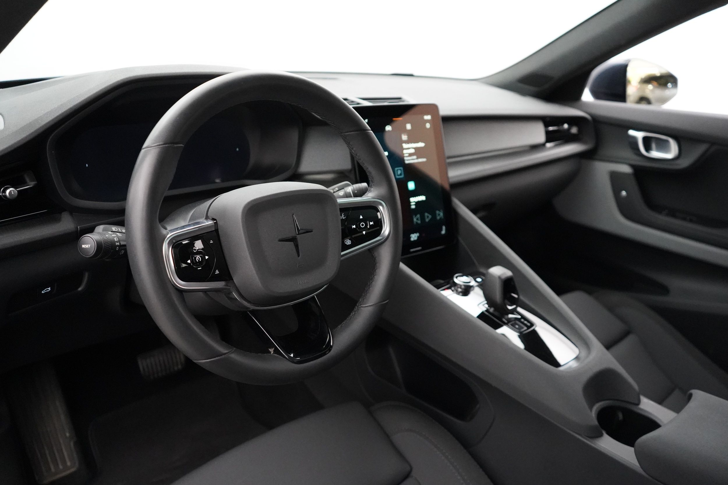 Polestar 2 2023