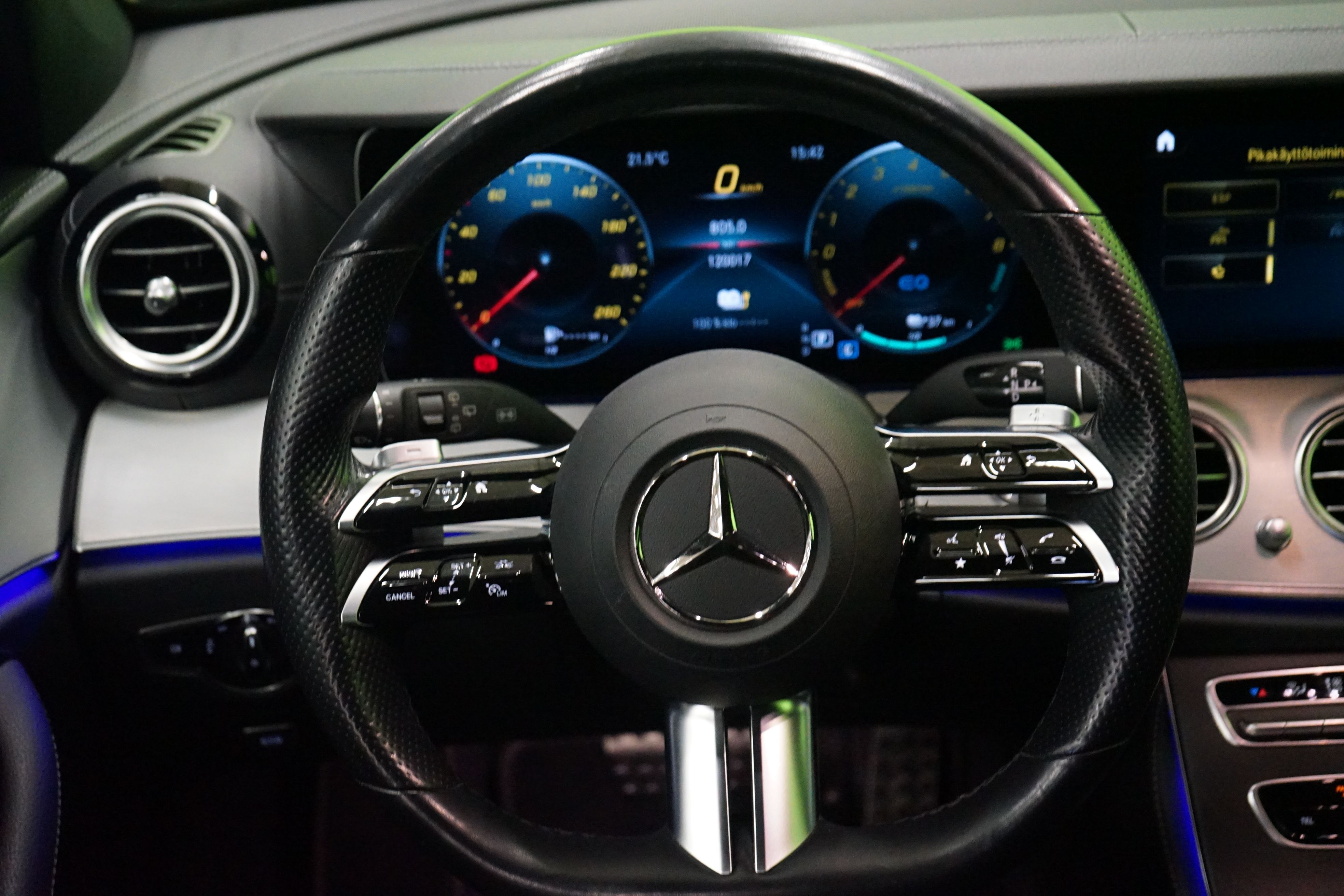 Mercedes-Benz E 2021