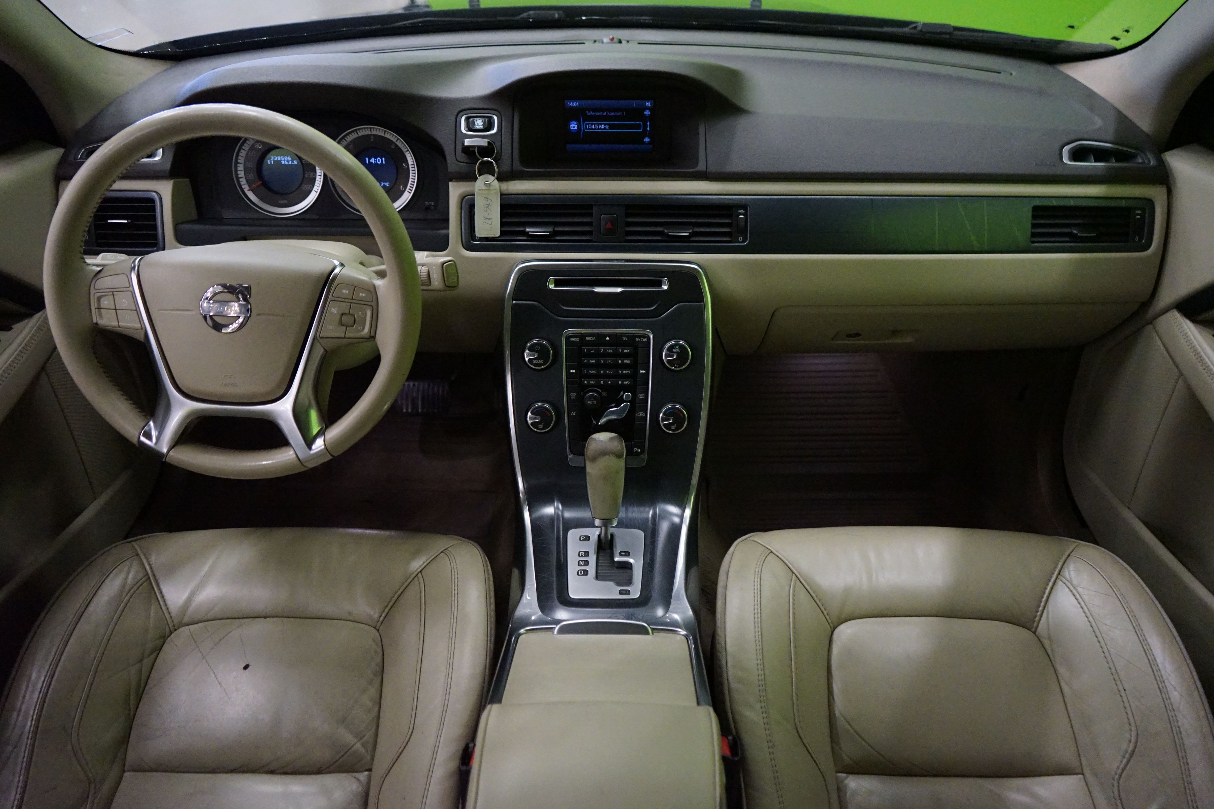 Volvo V70 2012