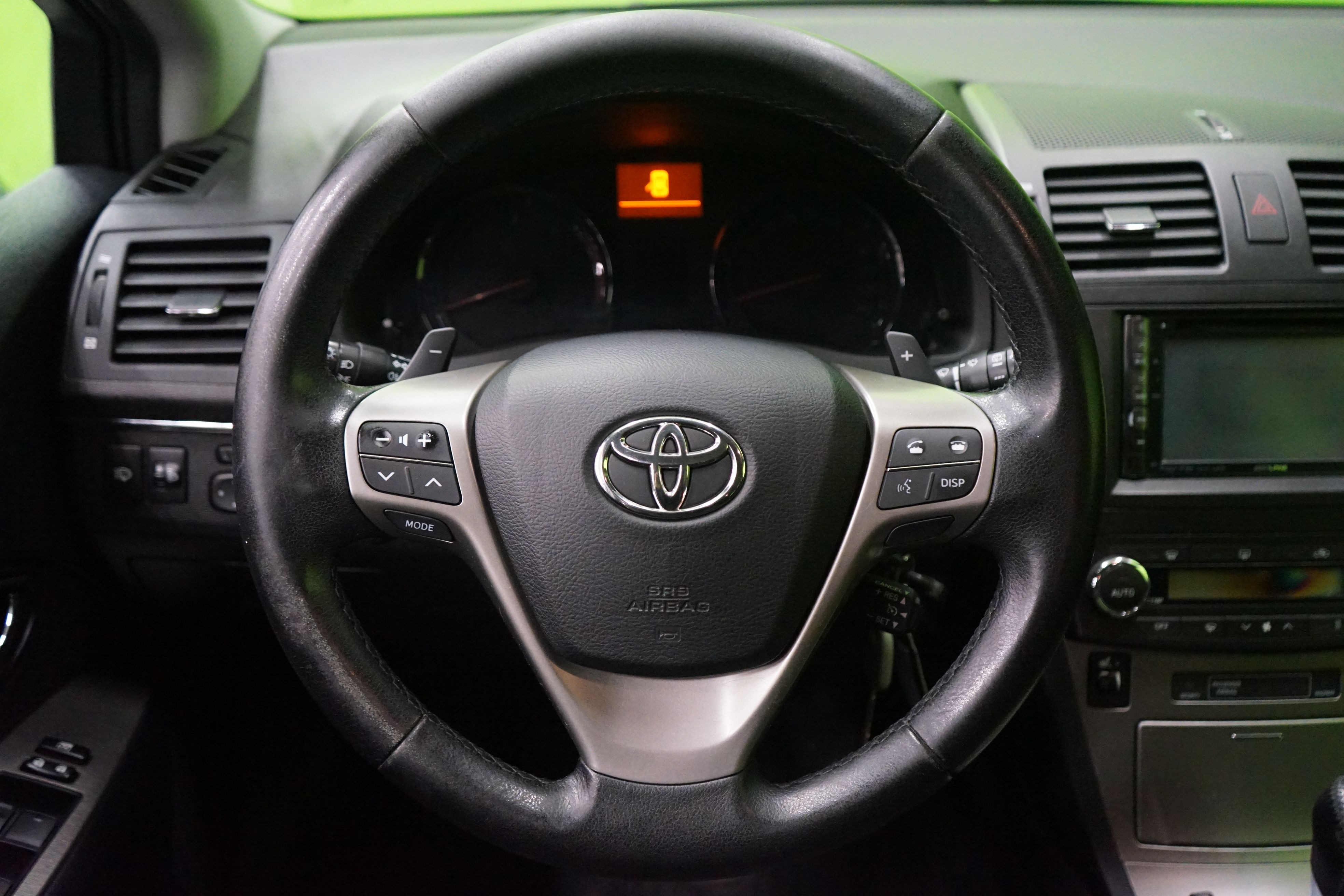 Toyota Avensis 2010