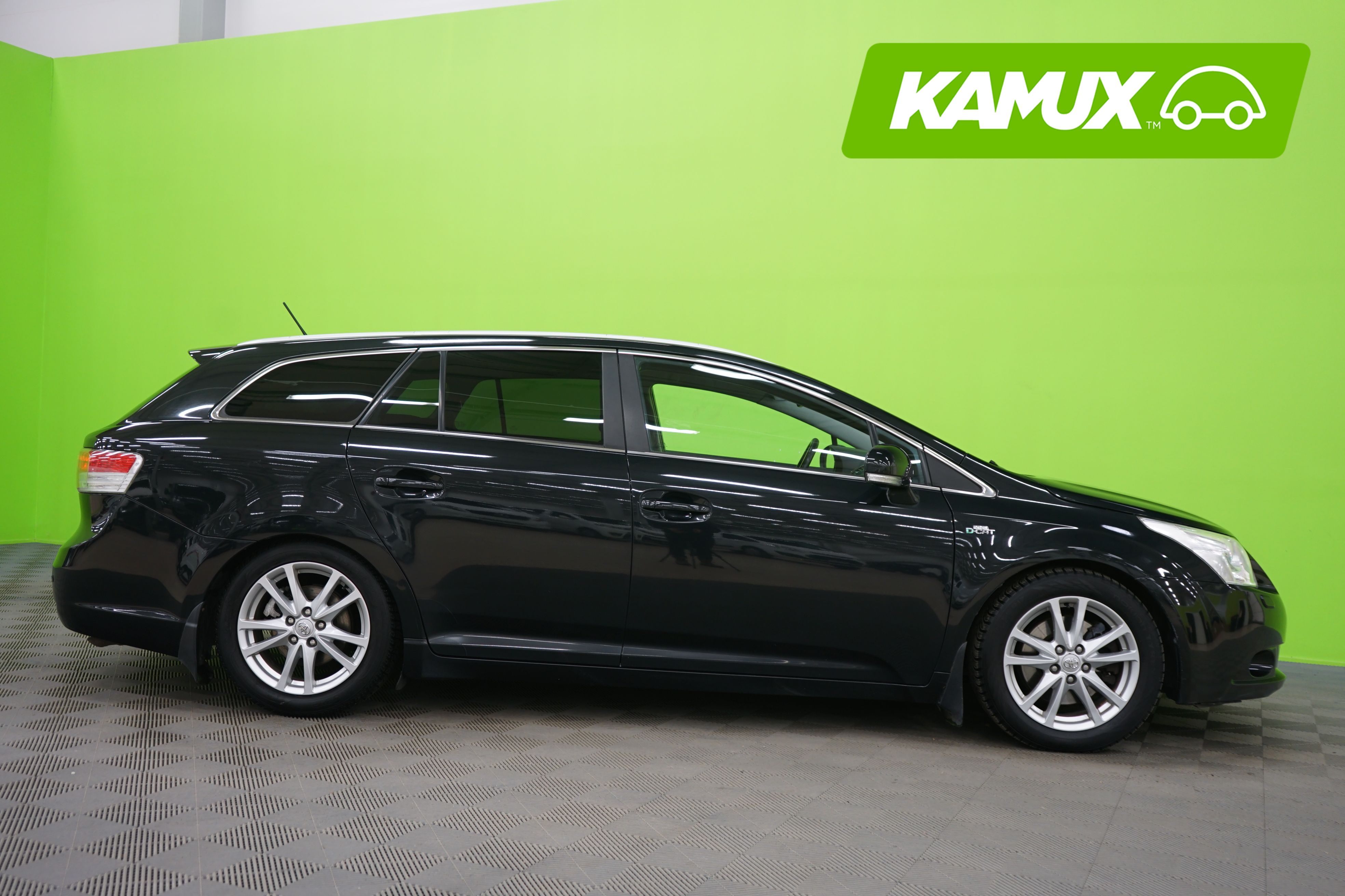 Toyota Avensis 2010