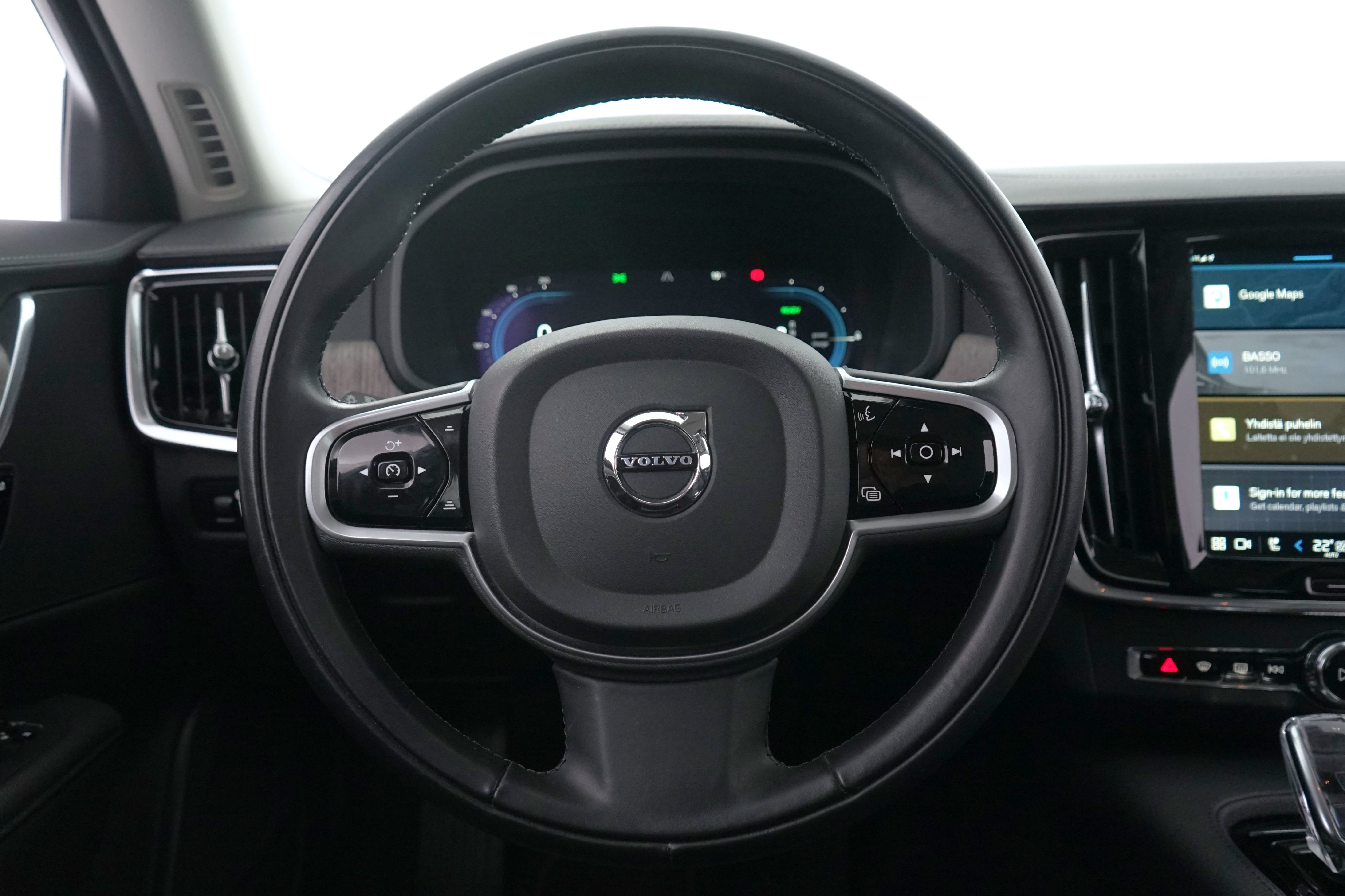 Volvo V90 2022