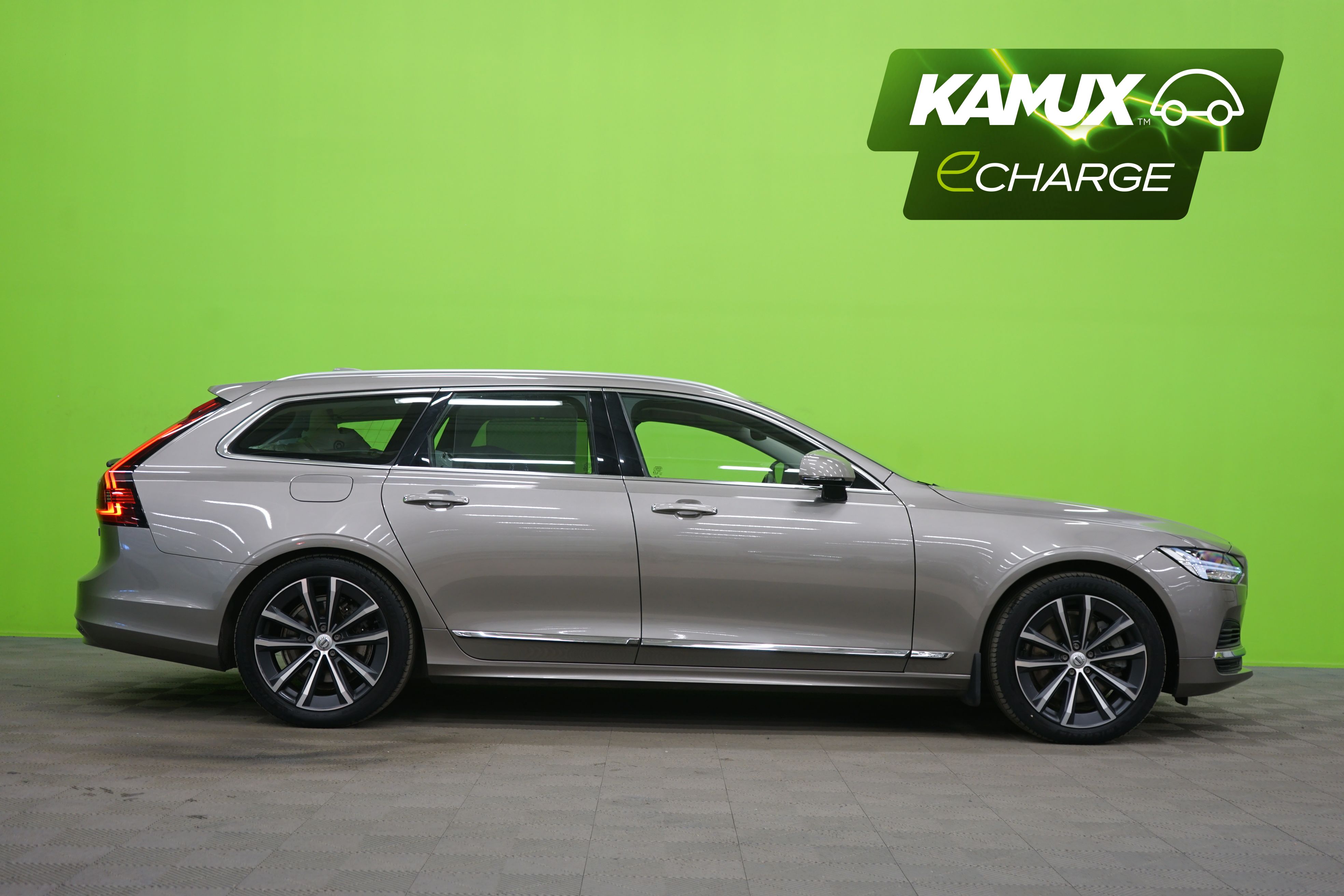 Volvo V90 2022