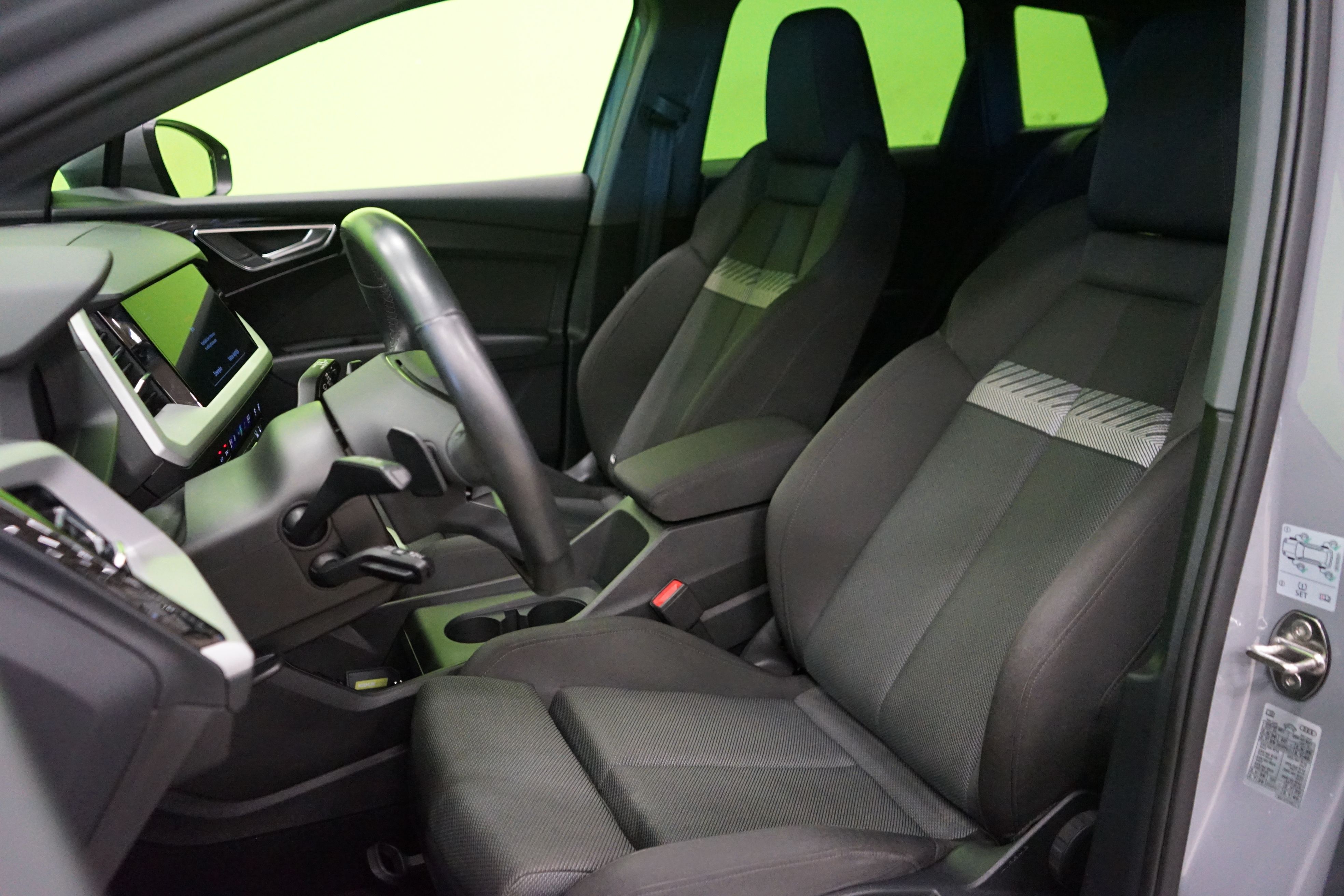 Audi Q4 e-tron 2023