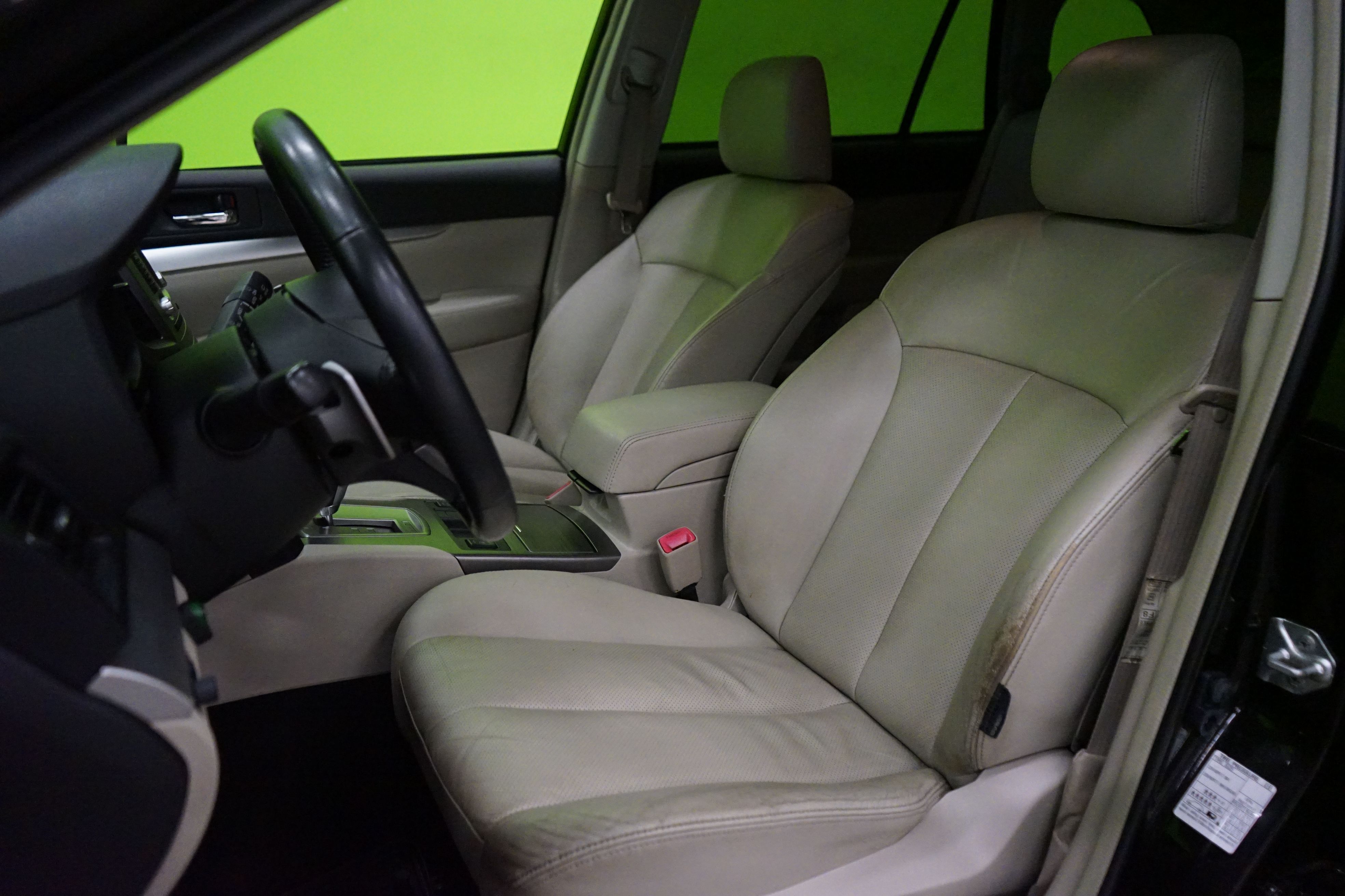 Subaru Outback 2012