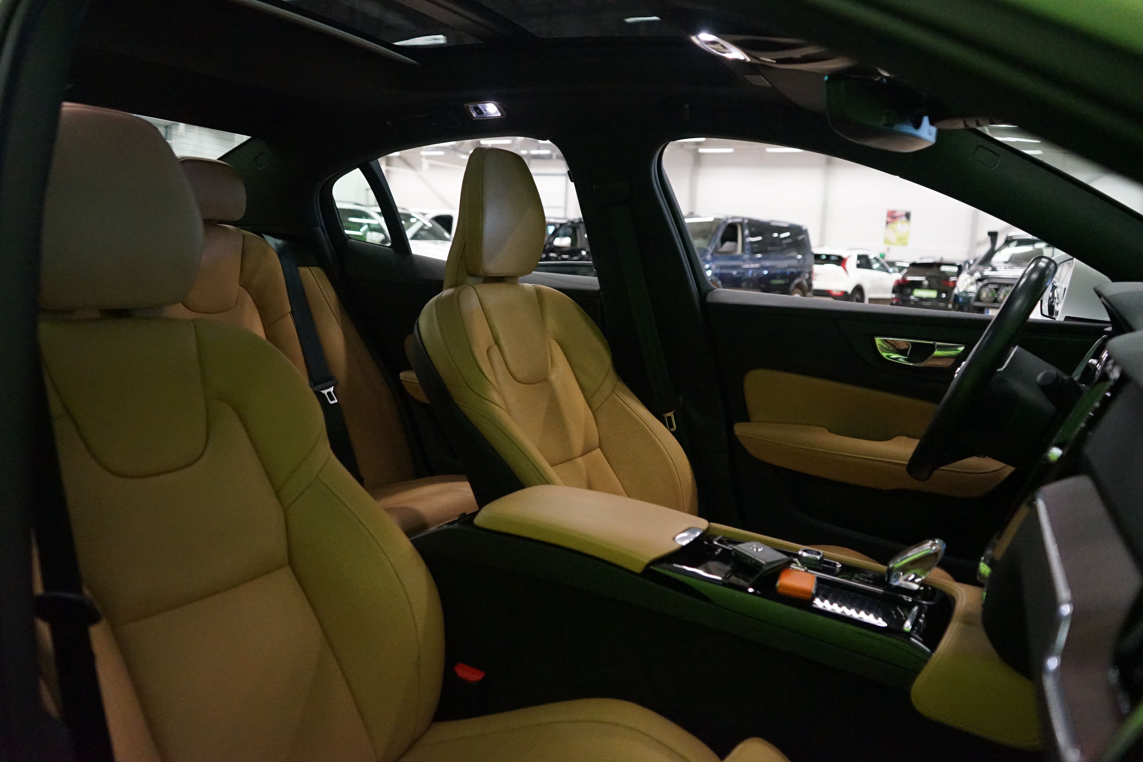 Volvo S60 2021