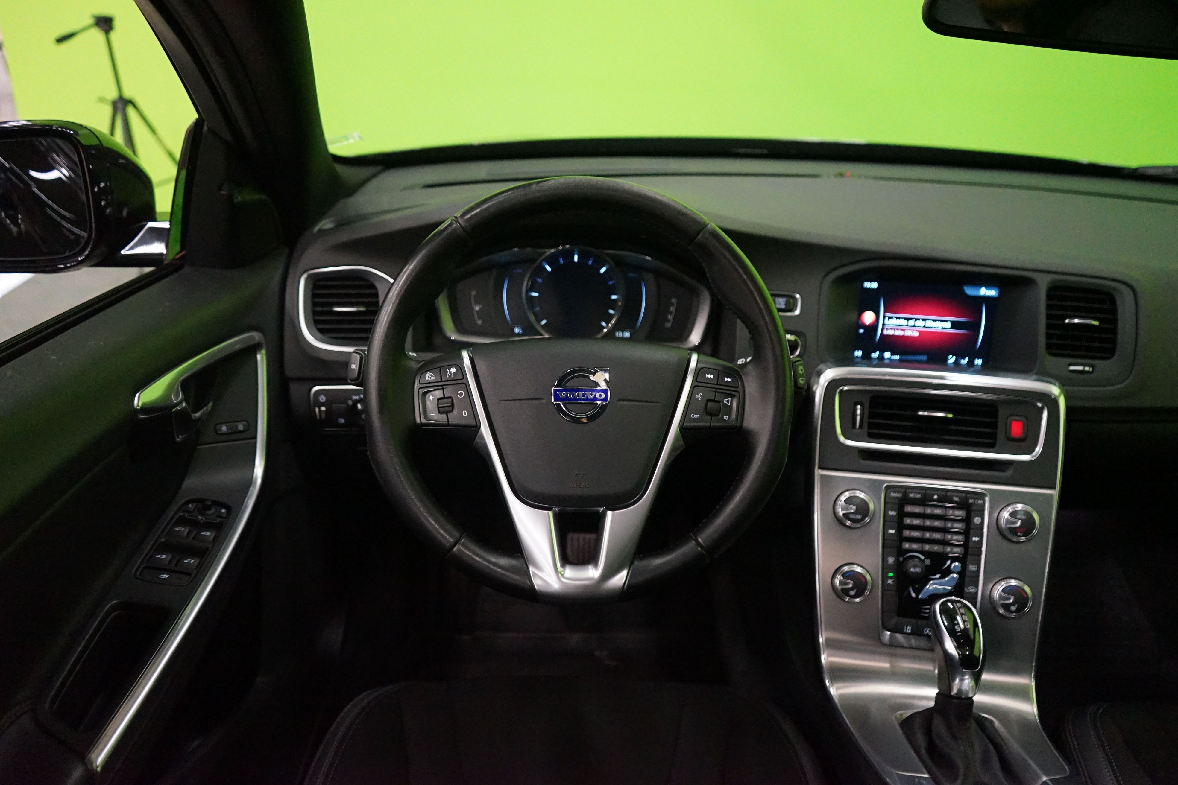 Volvo V60 Cross Country 2016