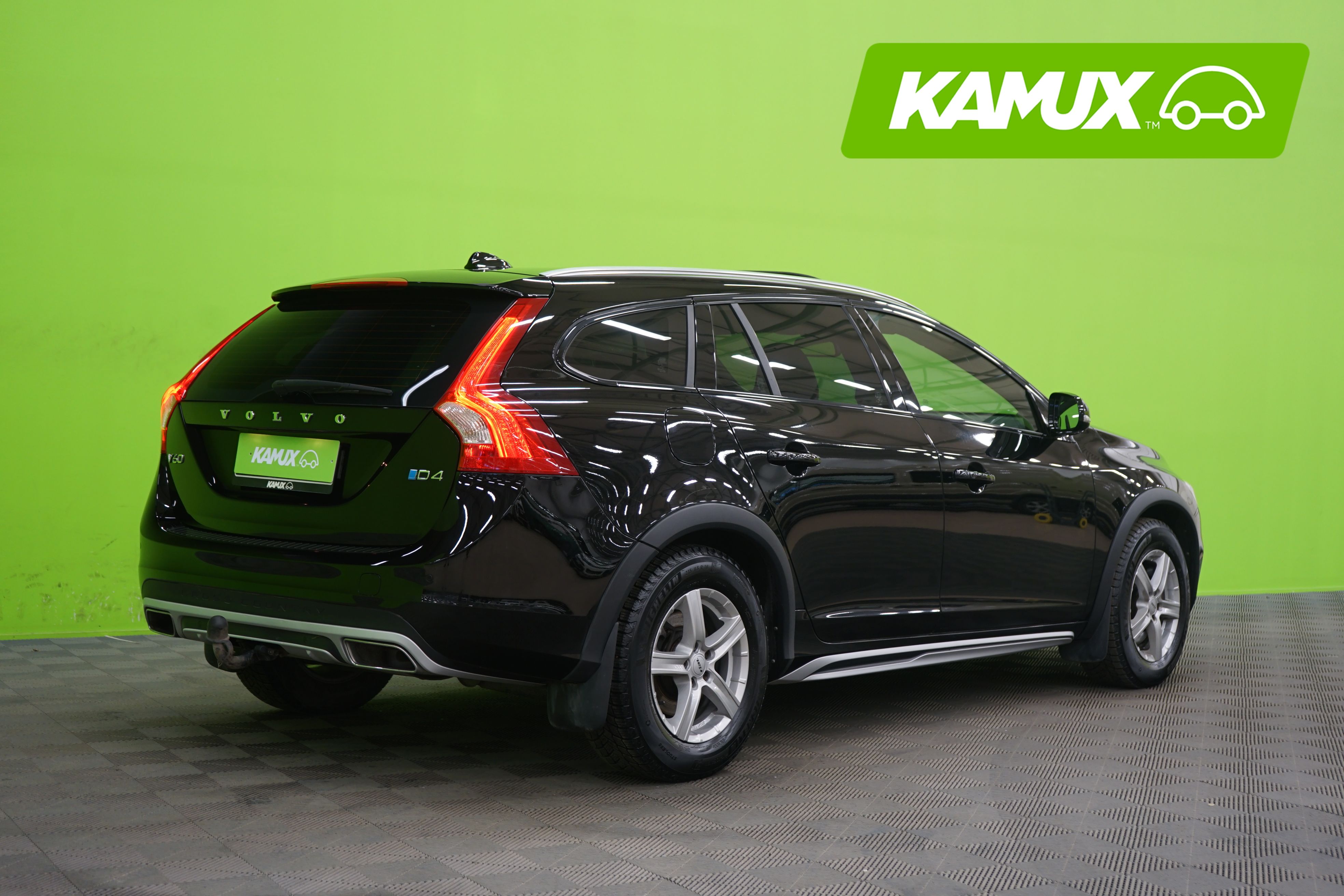 Volvo V60 Cross Country 2016