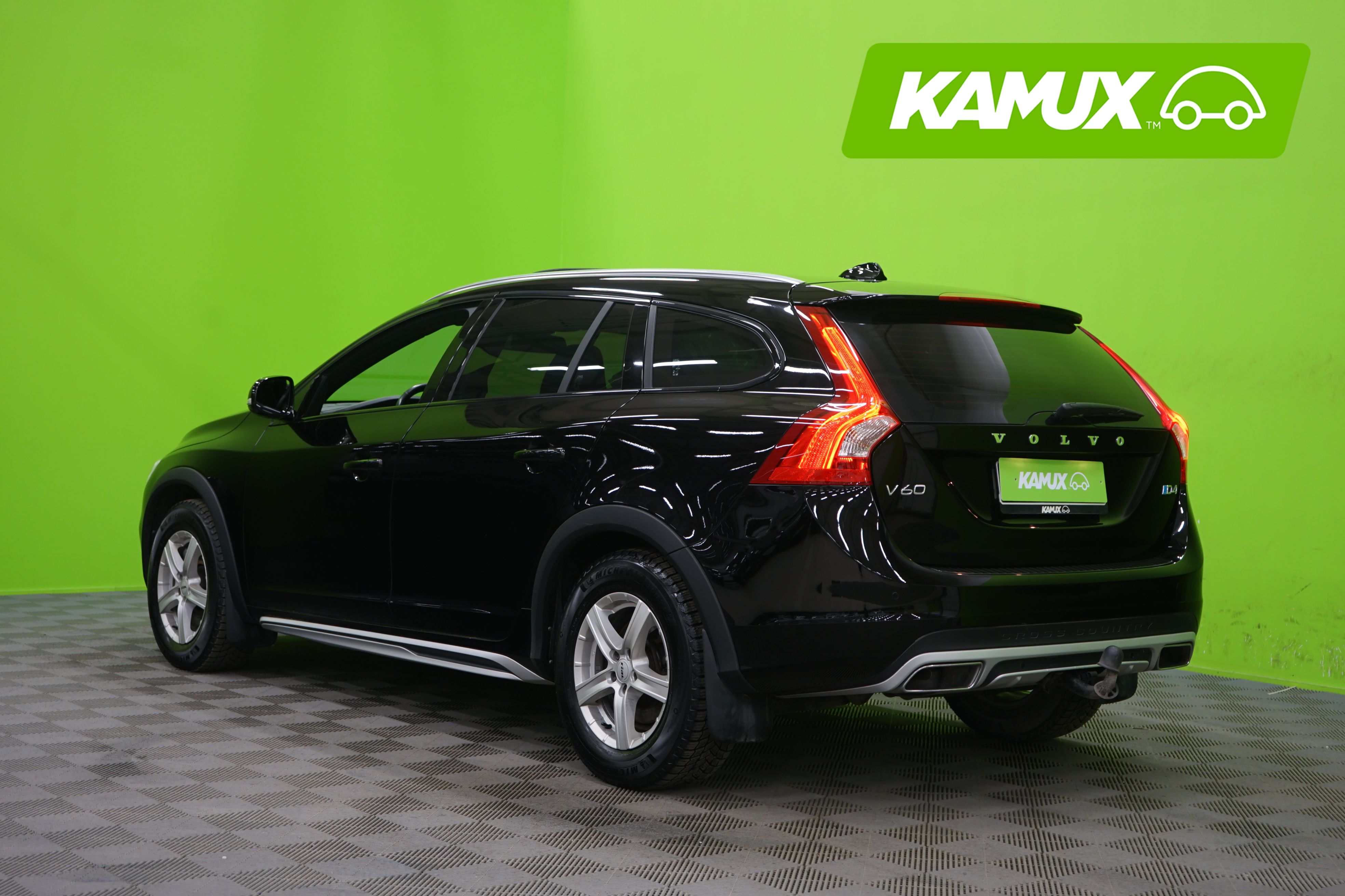 Volvo V60 Cross Country 2016