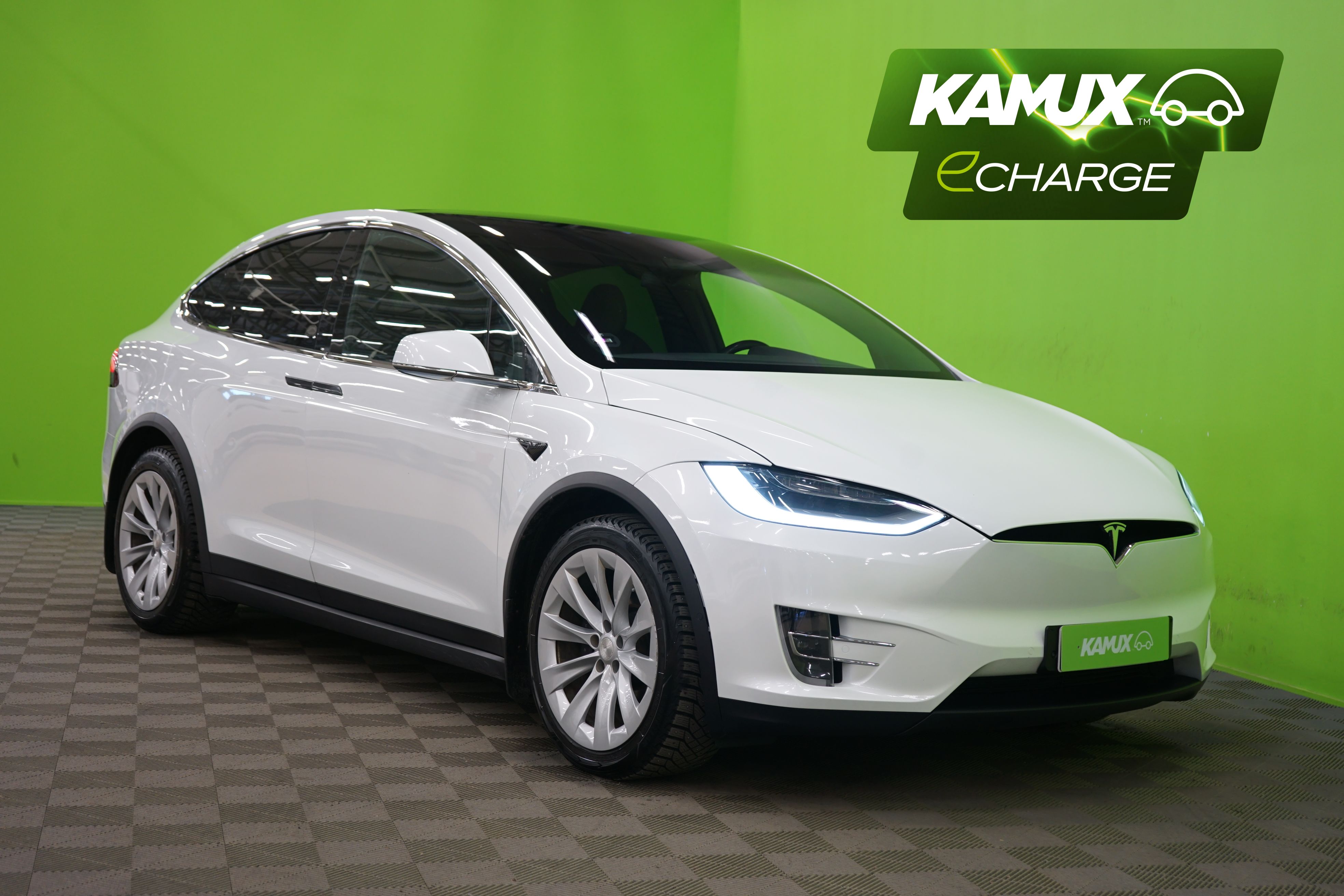 Tesla Model X 2020