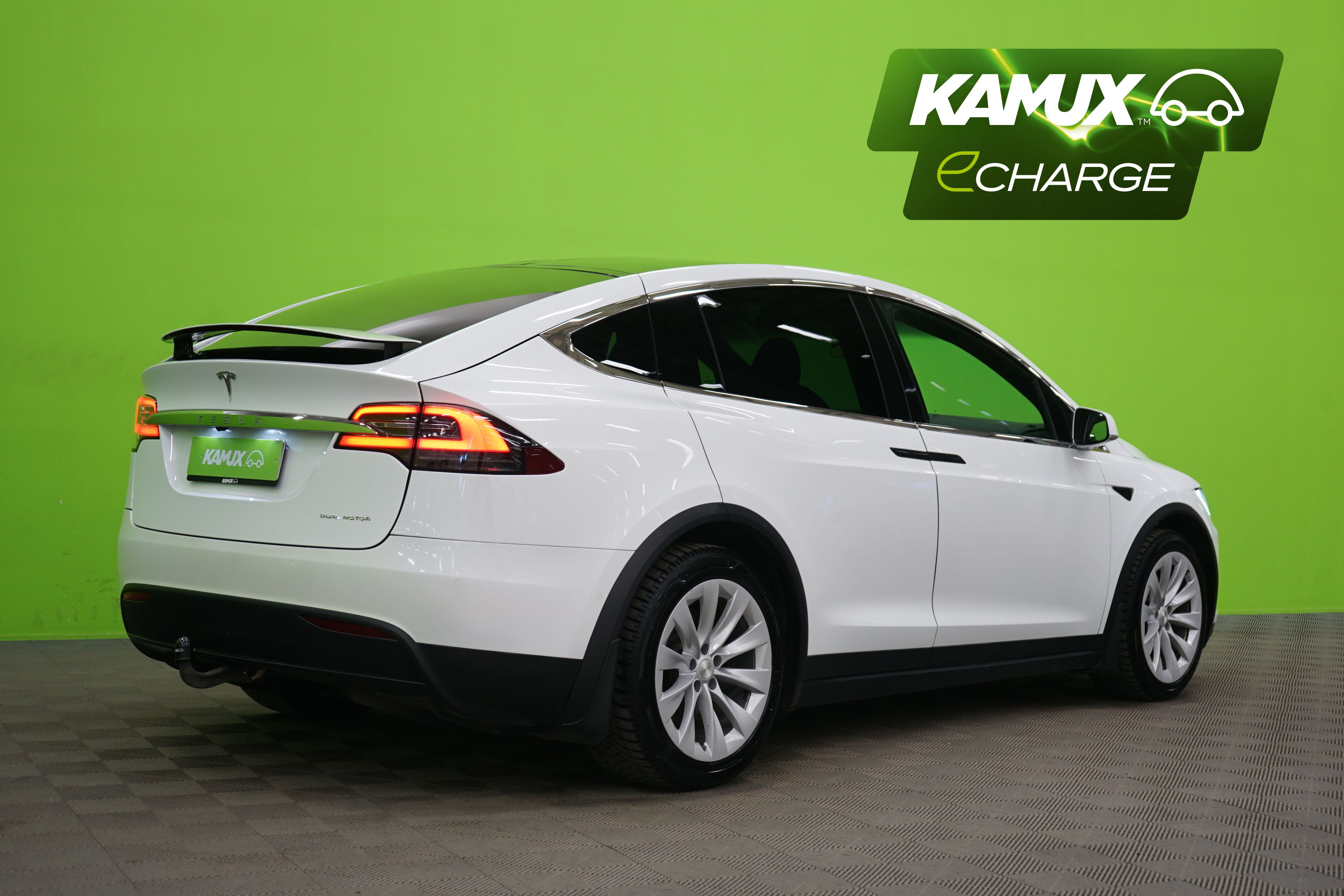 Tesla Model X 2020
