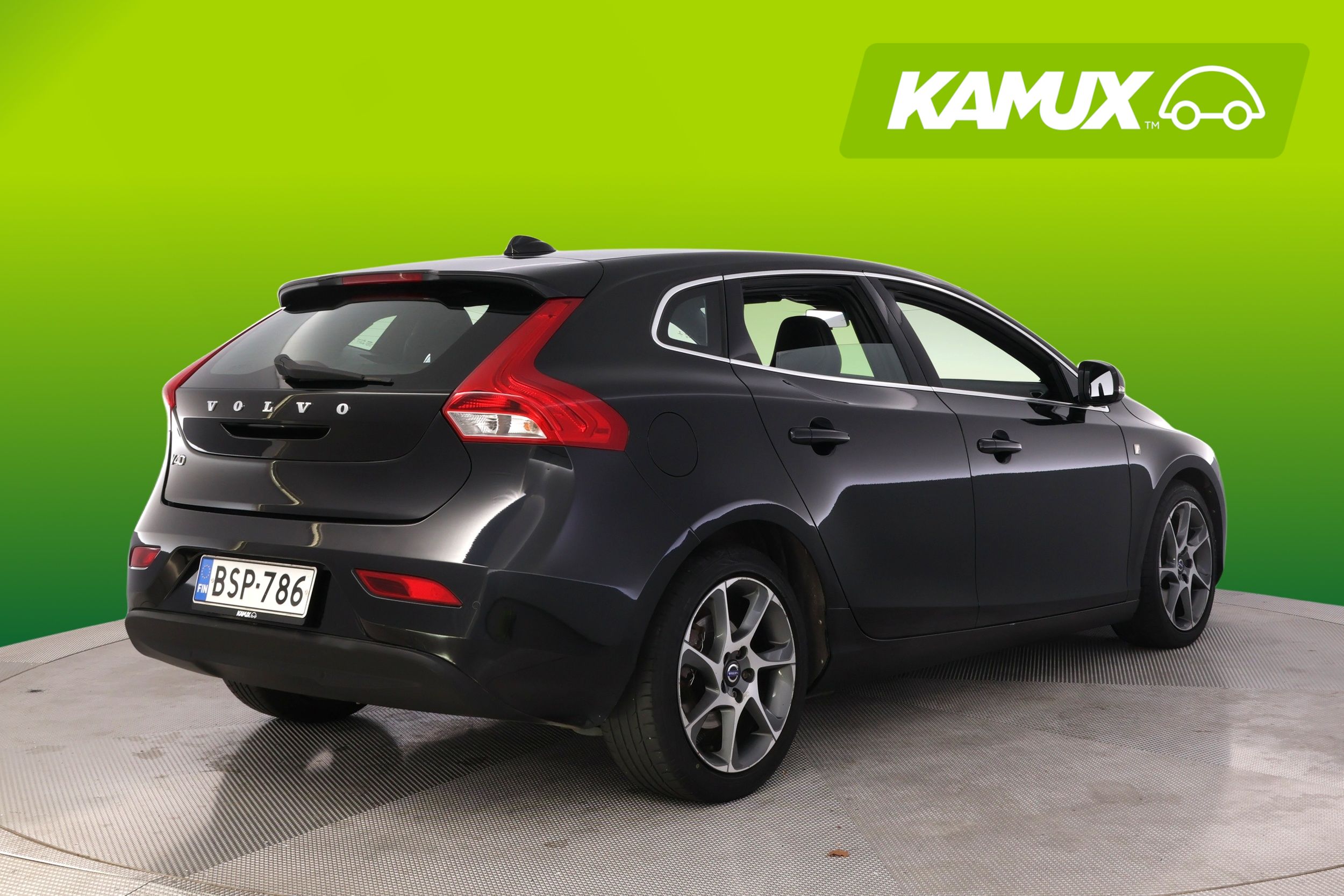 Volvo V40 2015