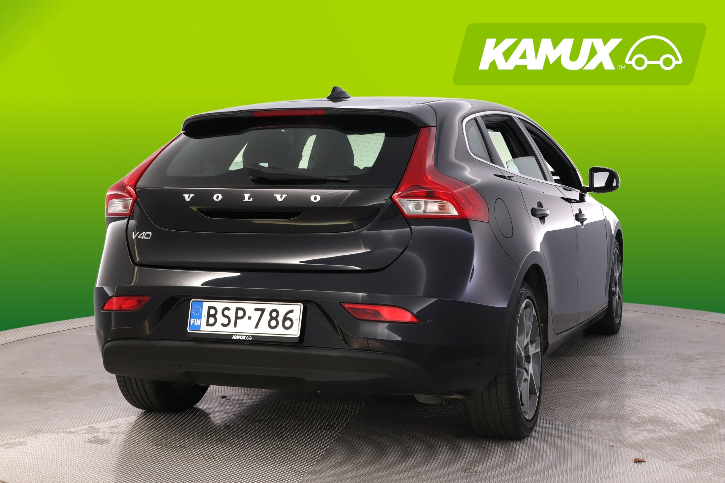 Volvo V40 2015