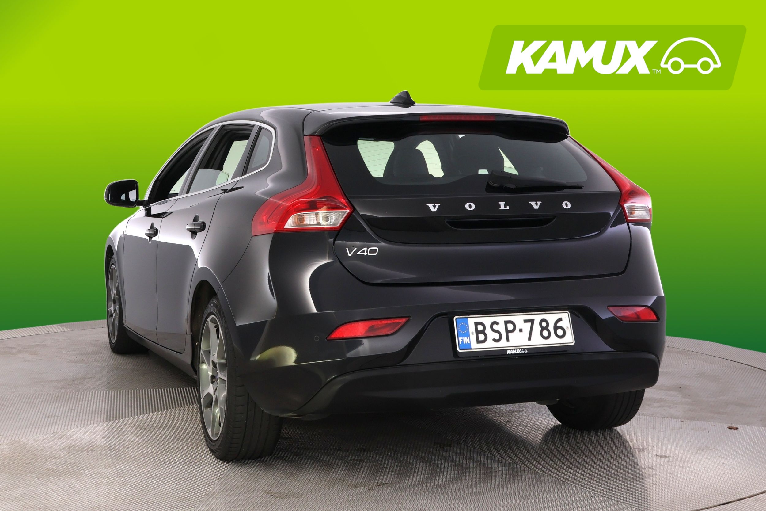 Volvo V40 2015
