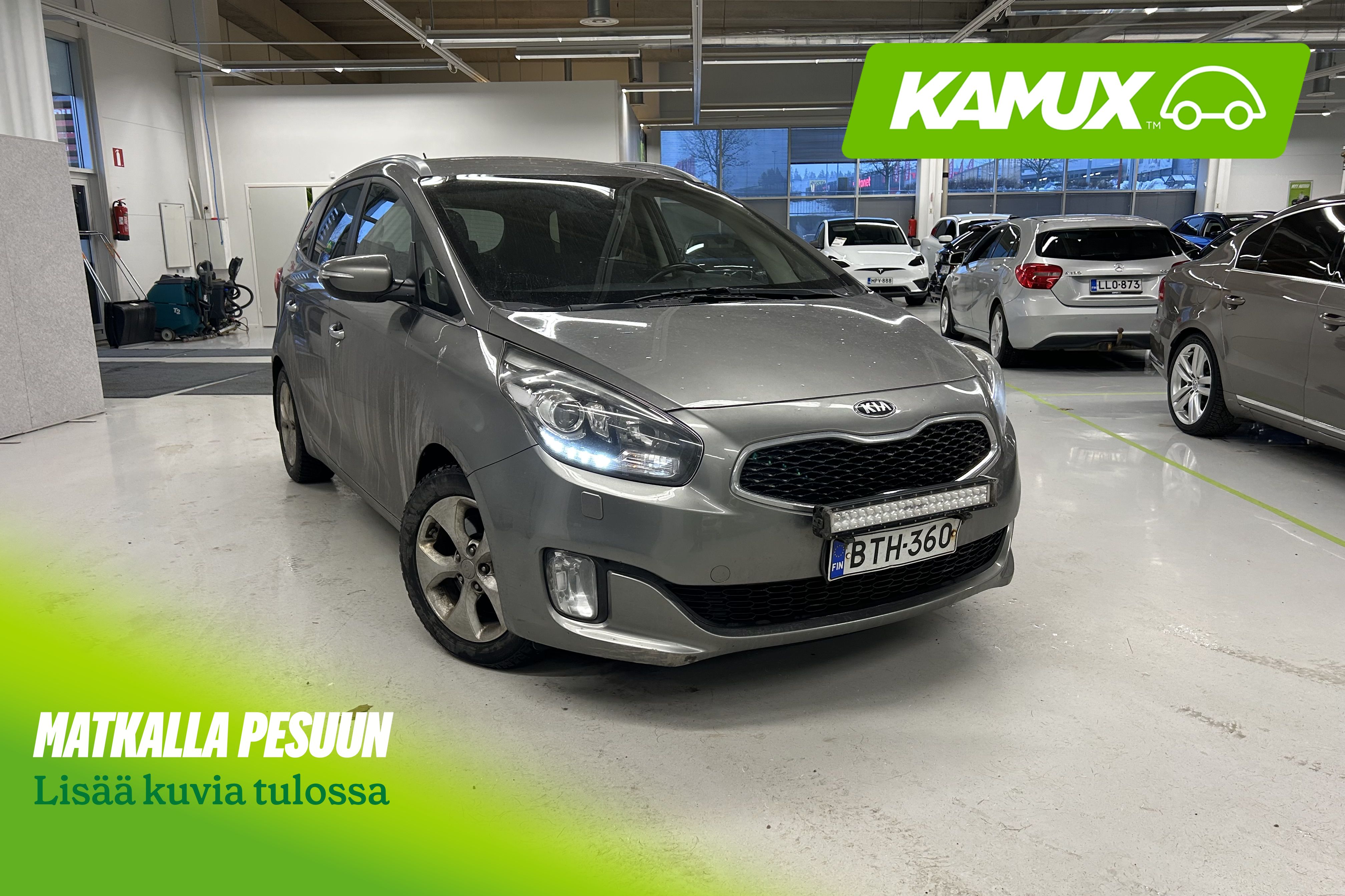Kia Carens 2015