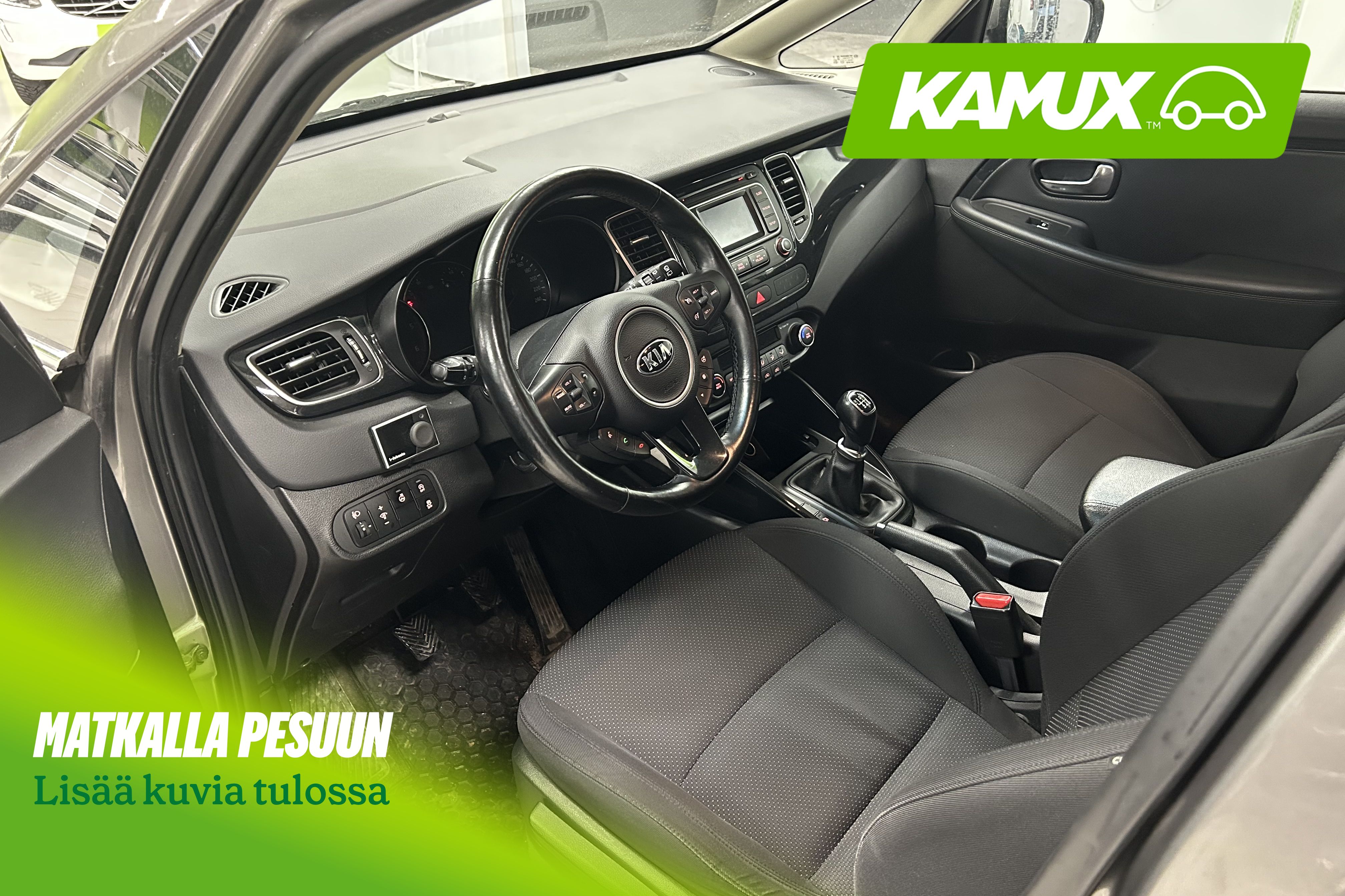 Kia Carens 2015