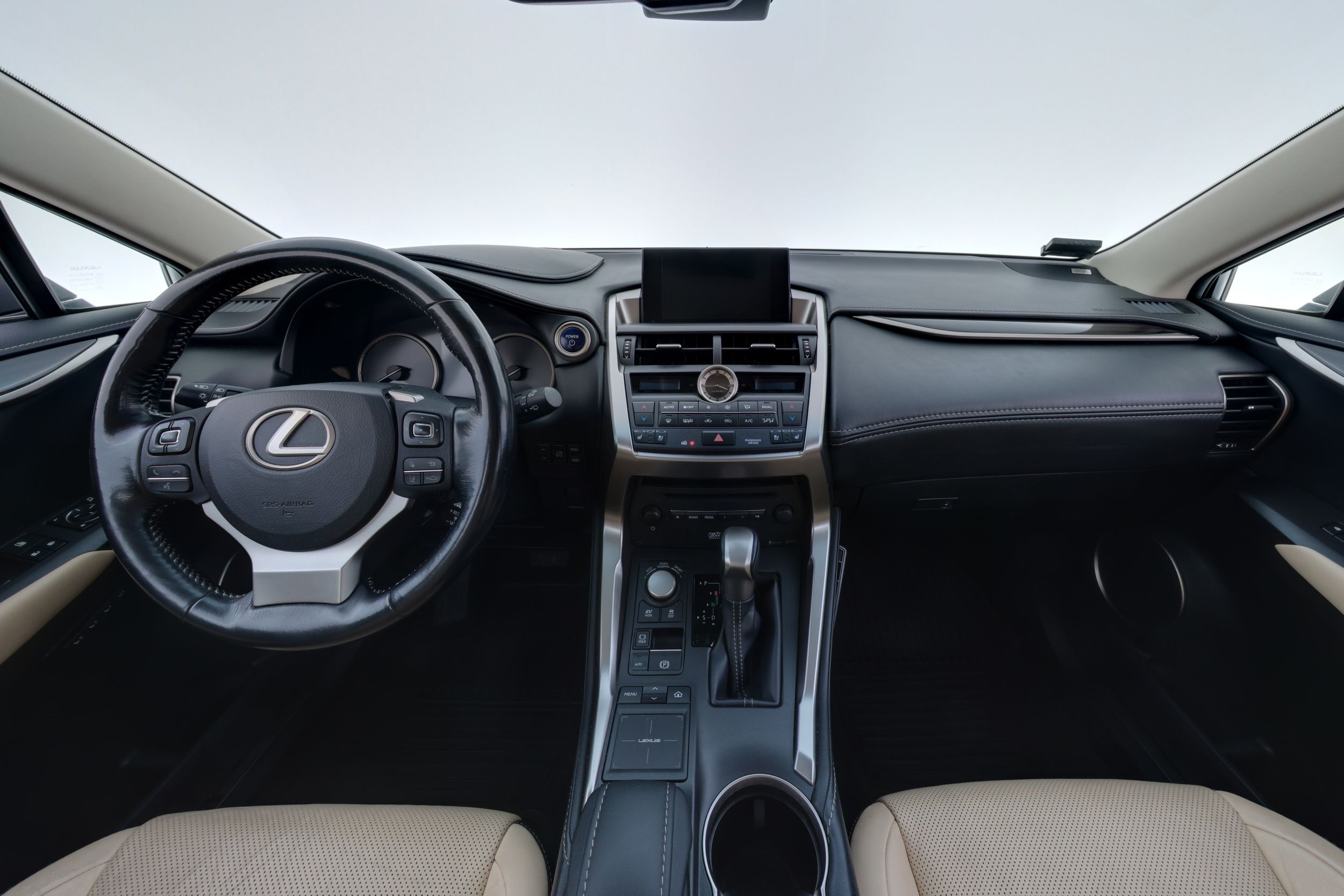 Lexus NX 2015