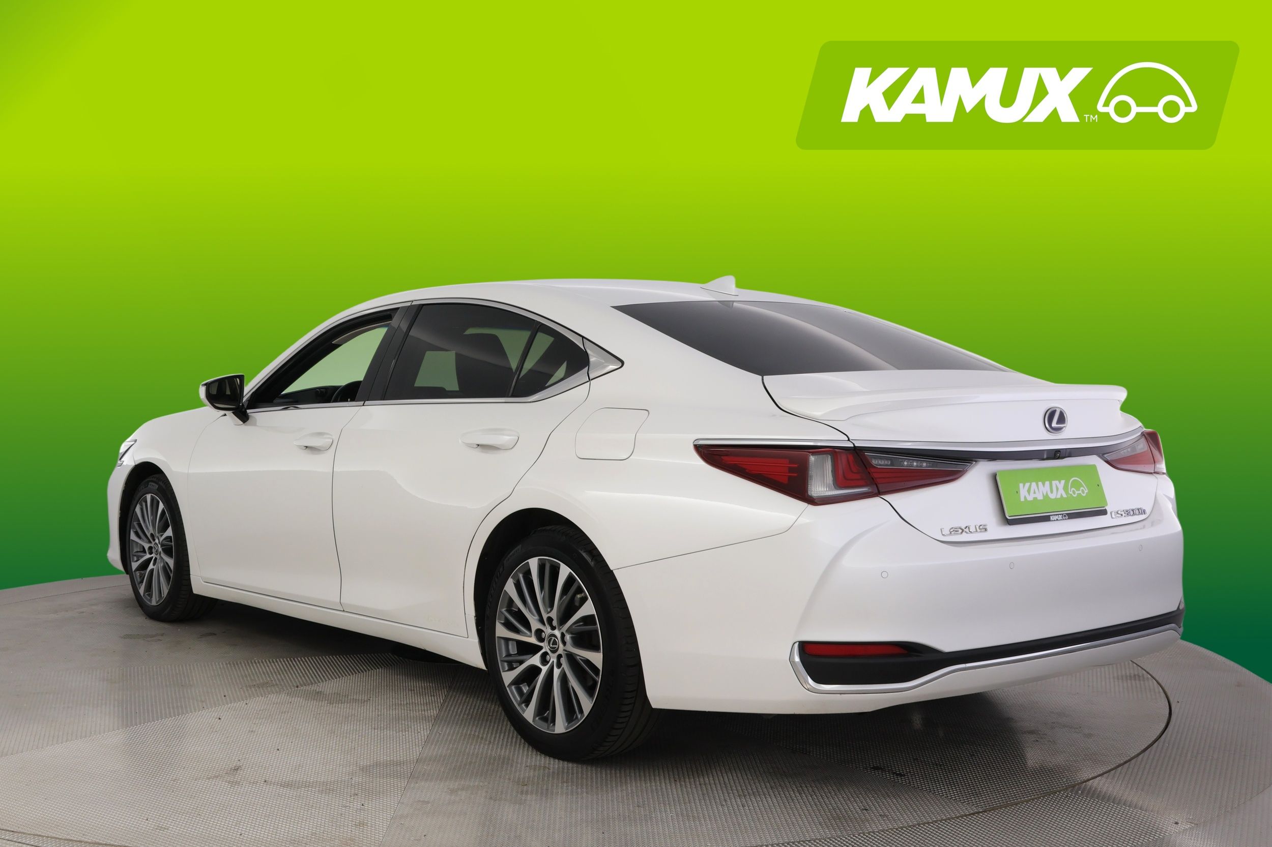 Lexus ES 2019