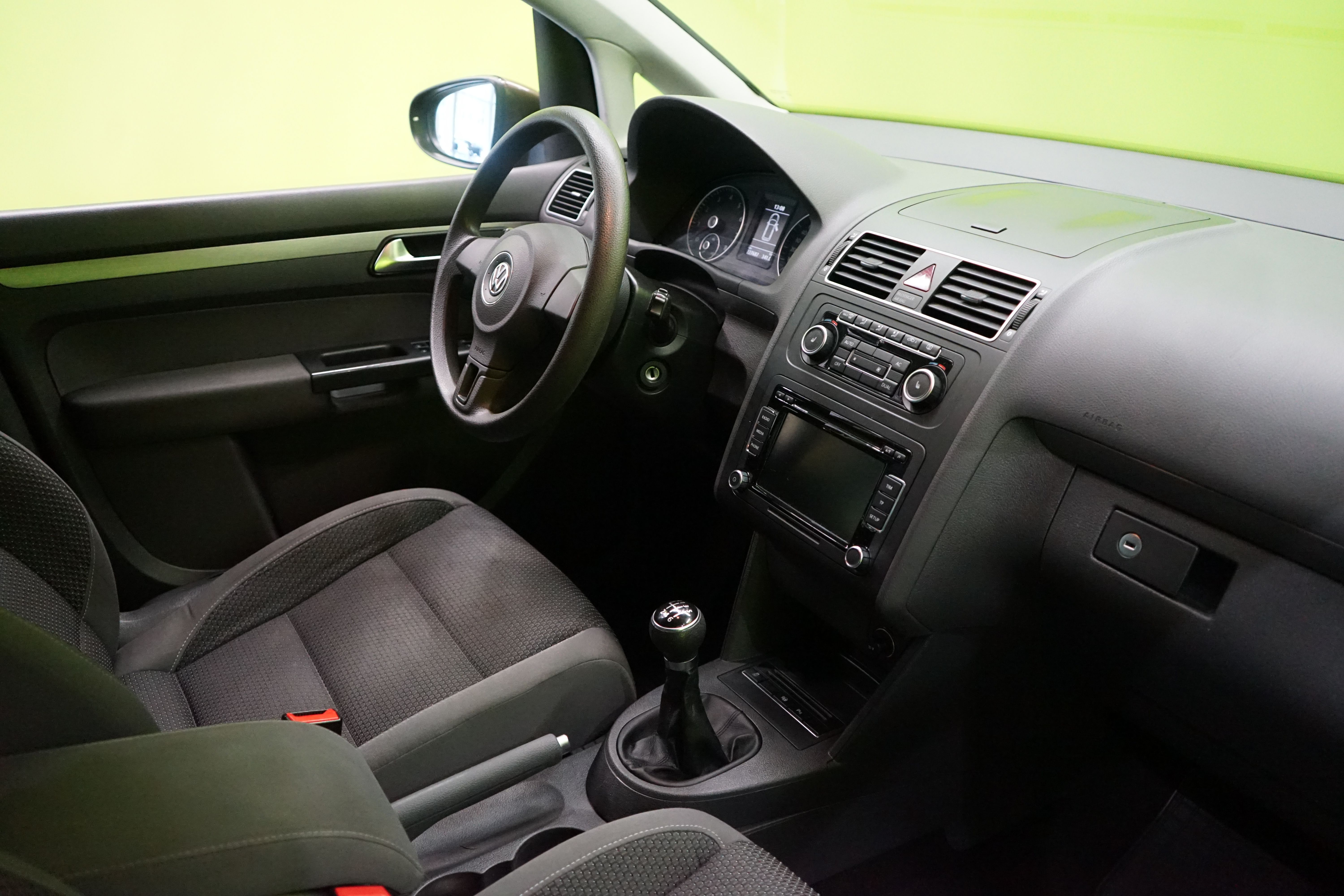 Volkswagen Touran 2011