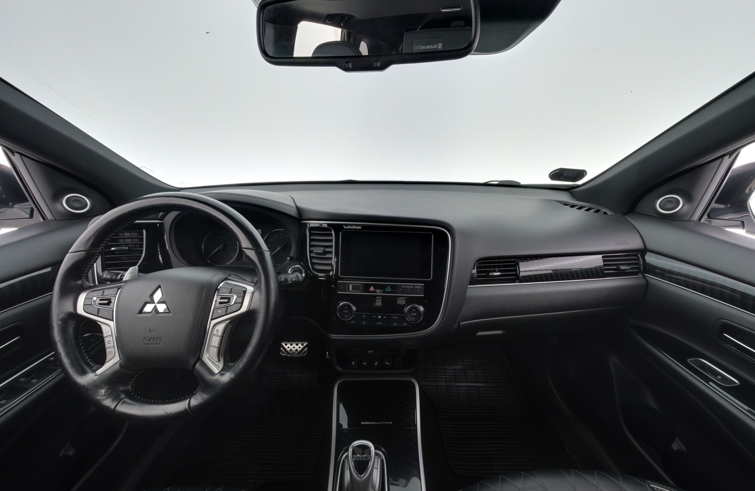 Mitsubishi Outlander PHEV 2019