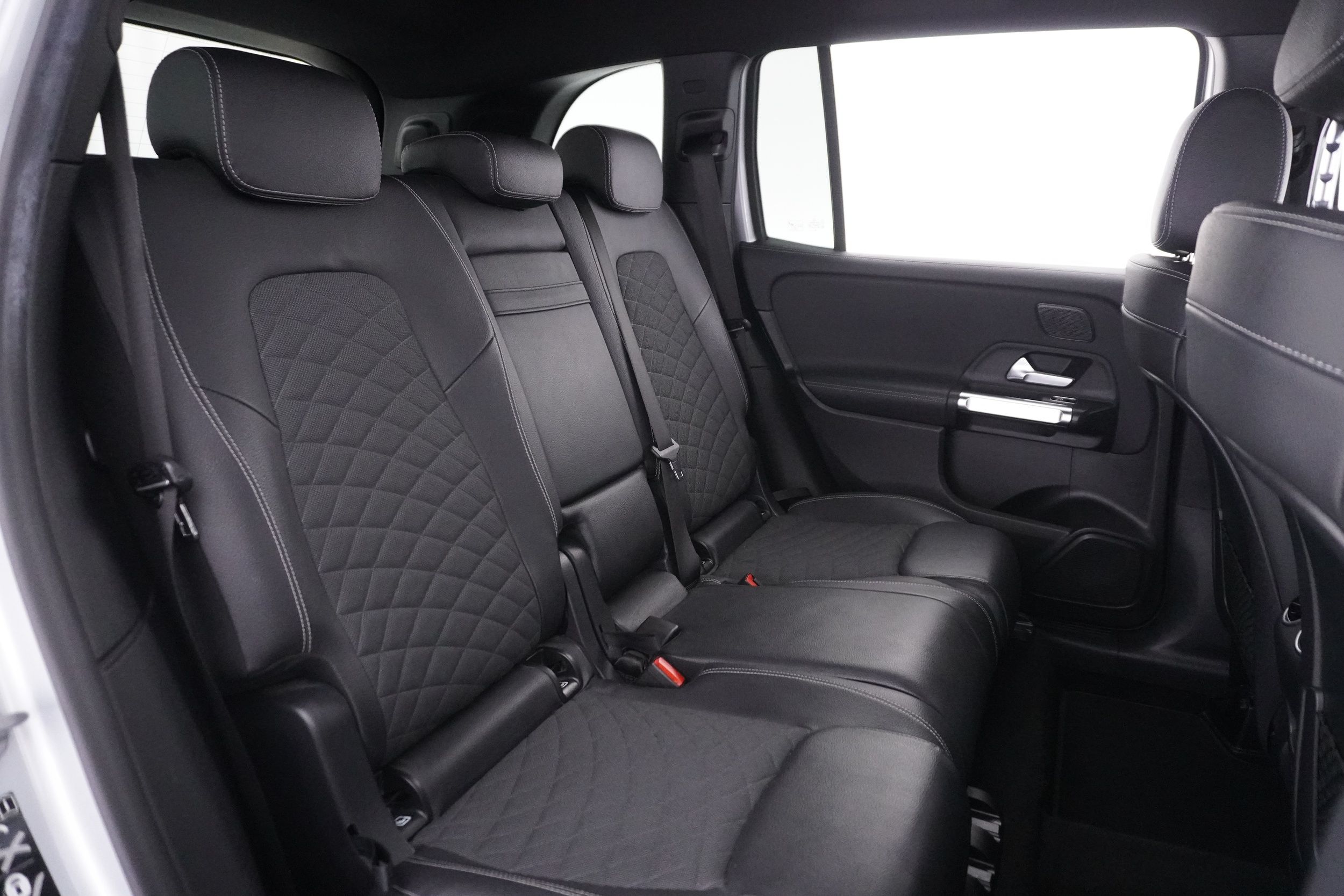 Mercedes-Benz GLB 2021