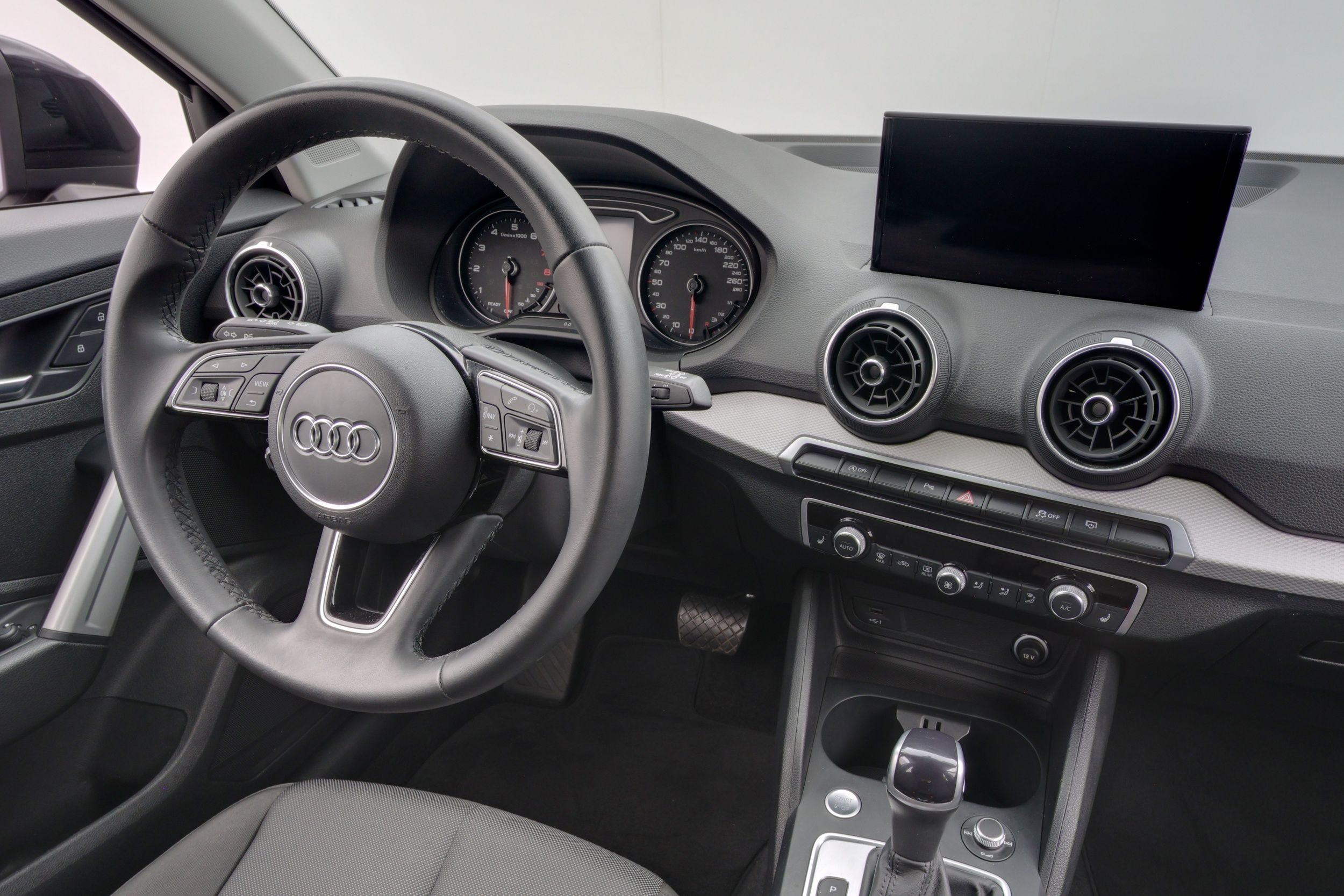 Audi Q2 2023