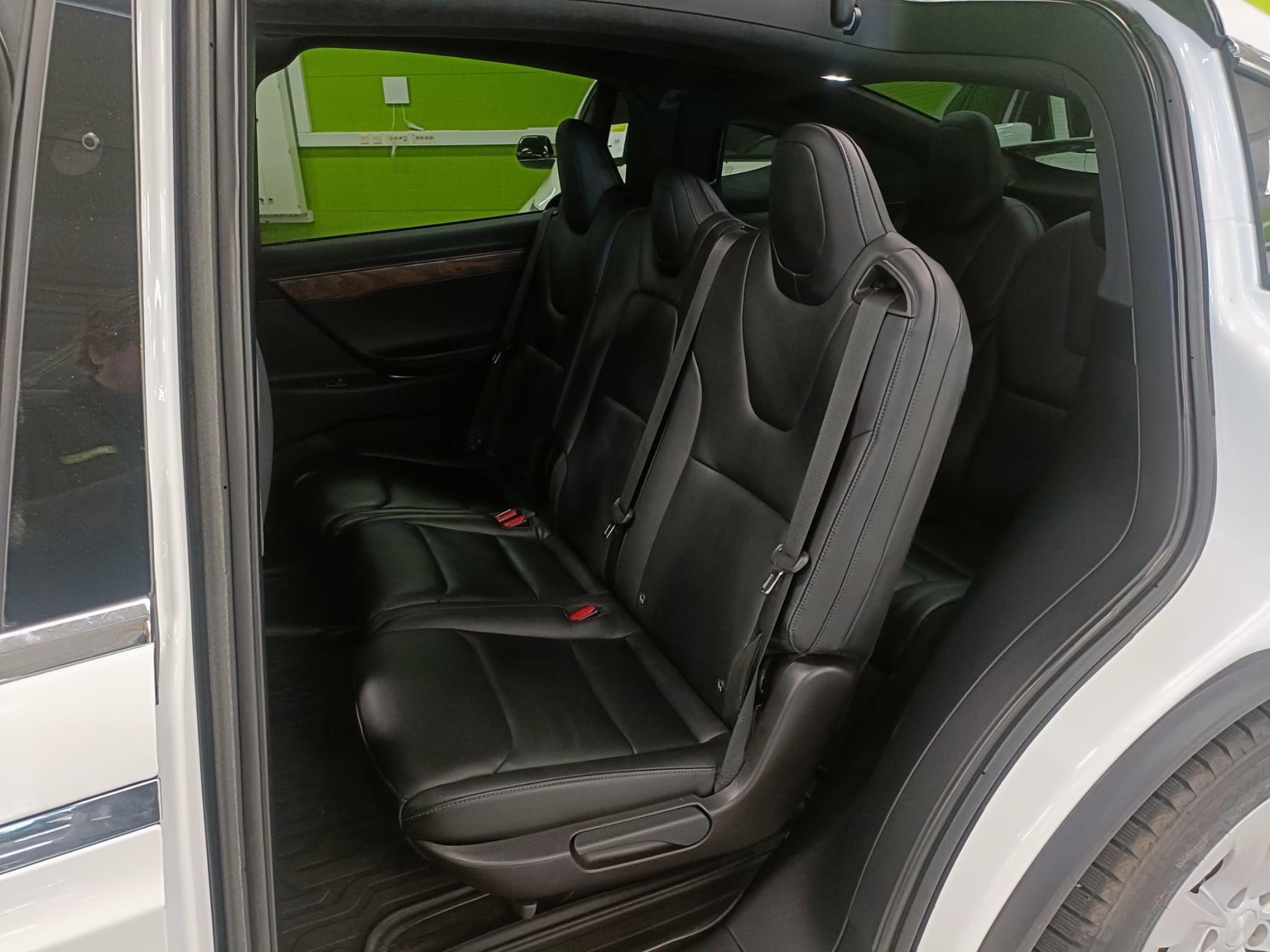 Tesla Model X 2020