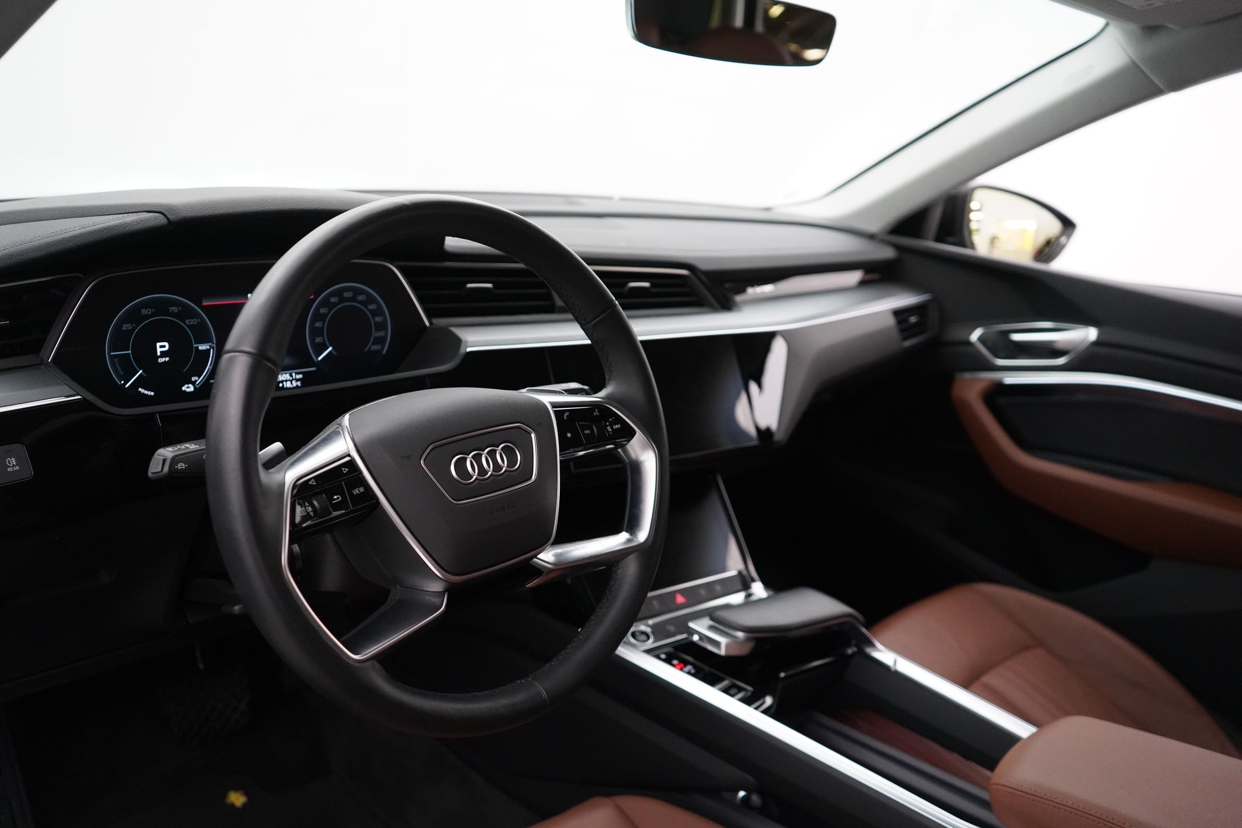 Audi e-tron 2023