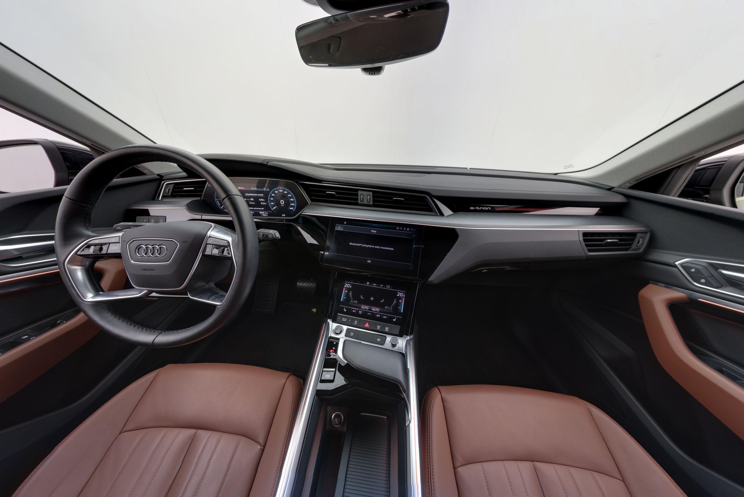 Audi e-tron 2023
