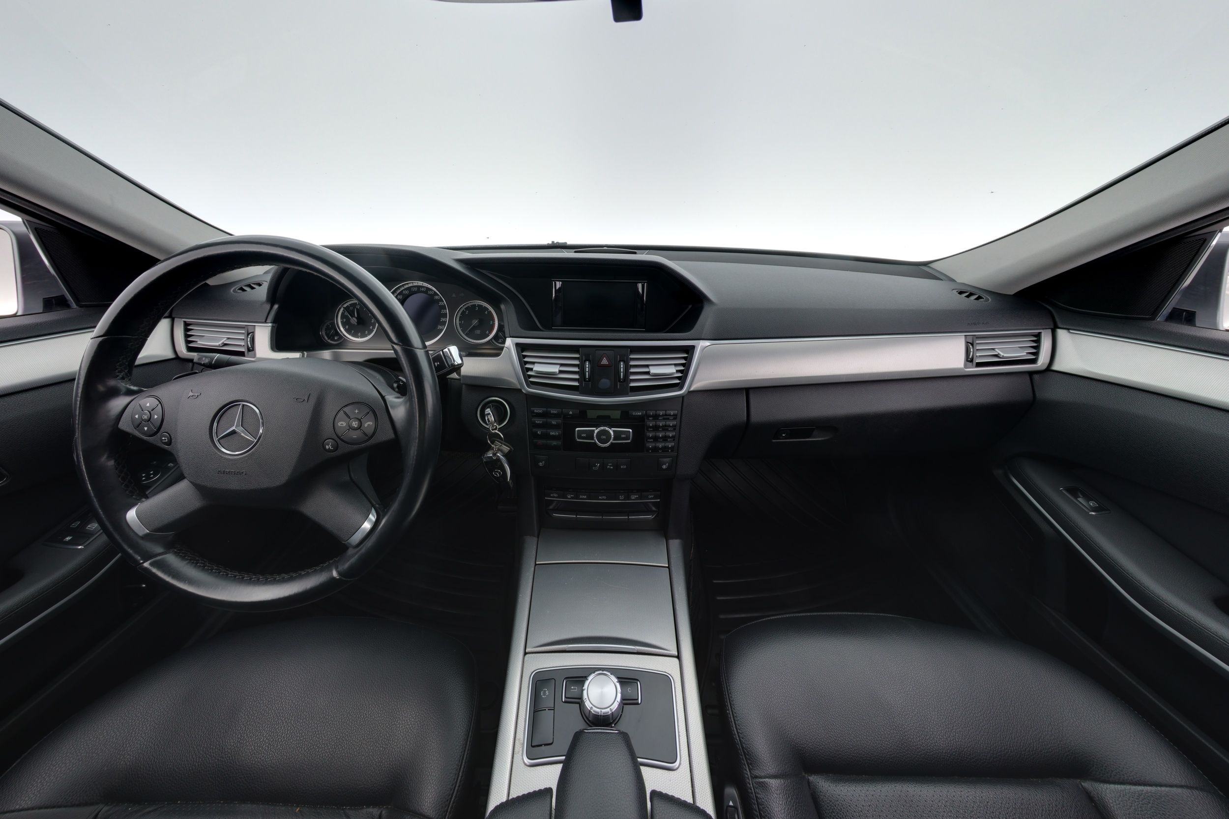 Mercedes-Benz E 2013