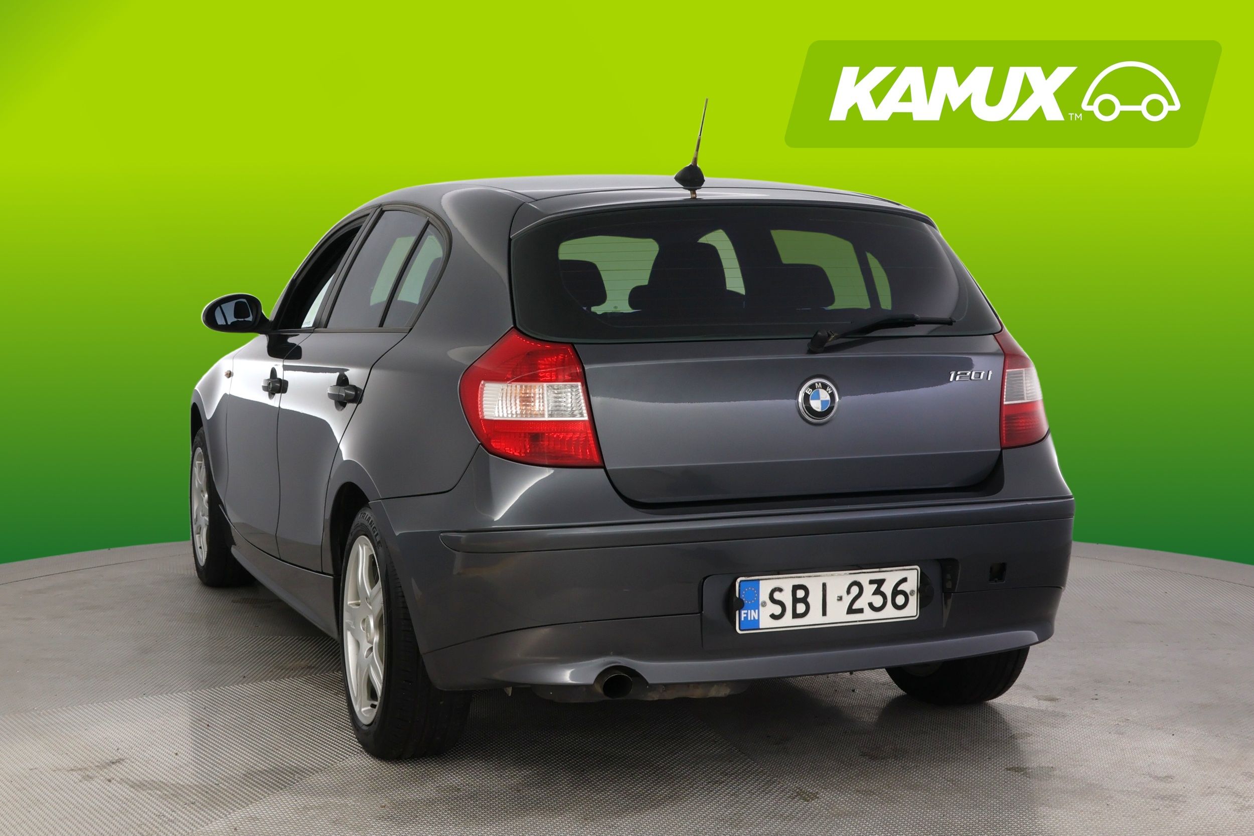 BMW 120 2005
