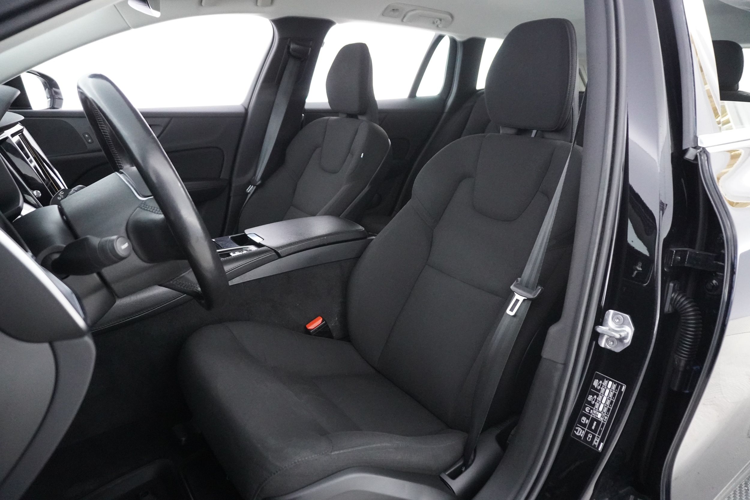 Volvo V60 2021