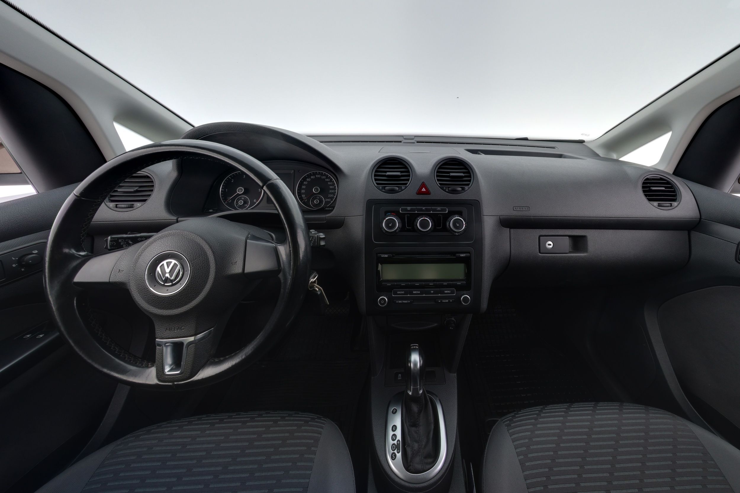 Volkswagen Caddy Maxi 2011