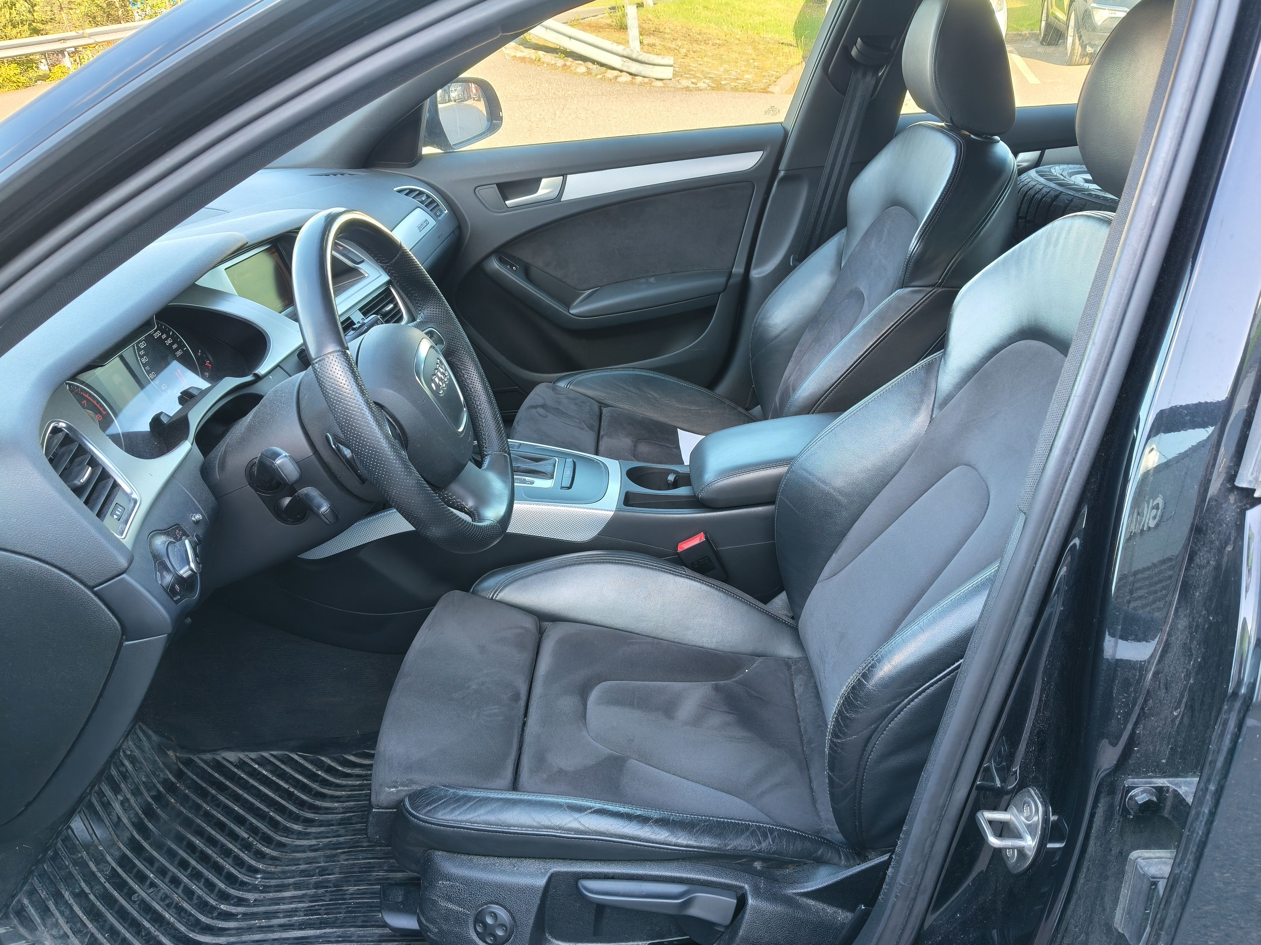 Audi A4 2011