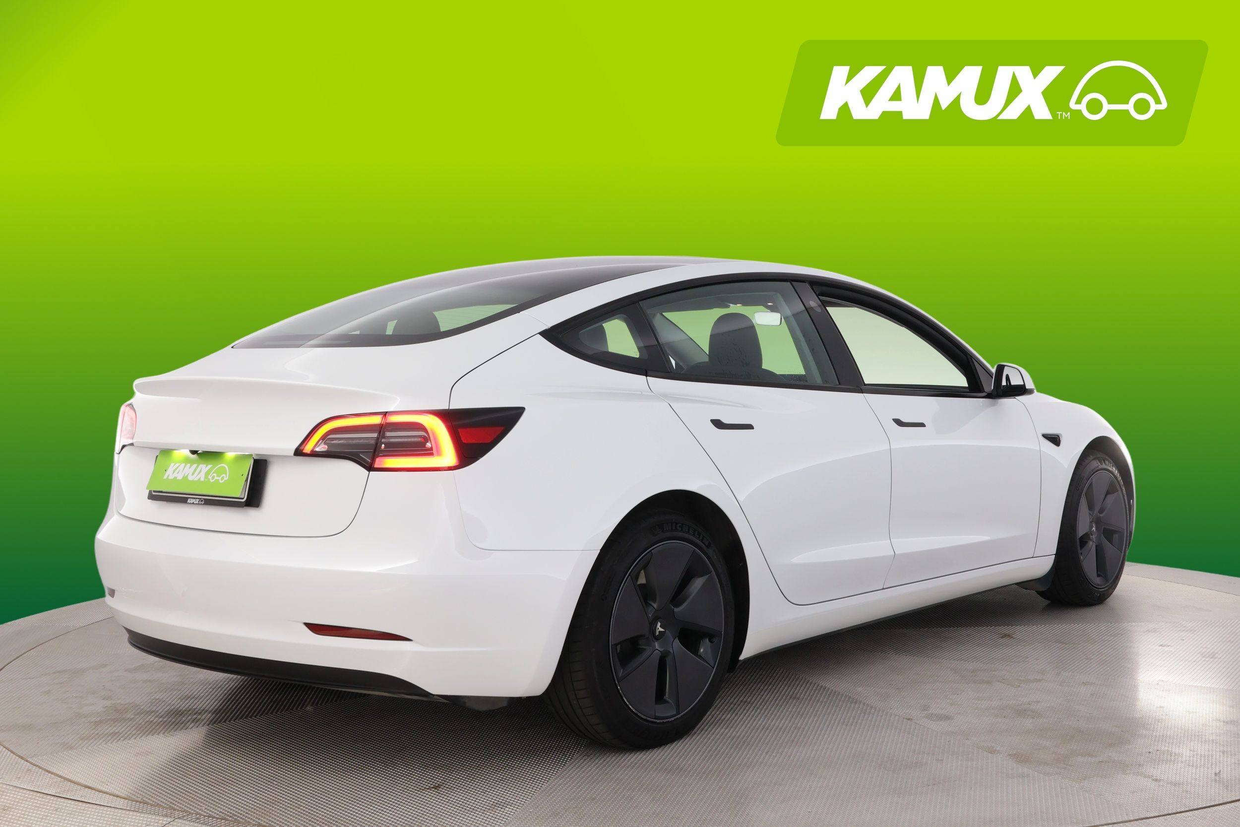 Tesla Model 3 2023