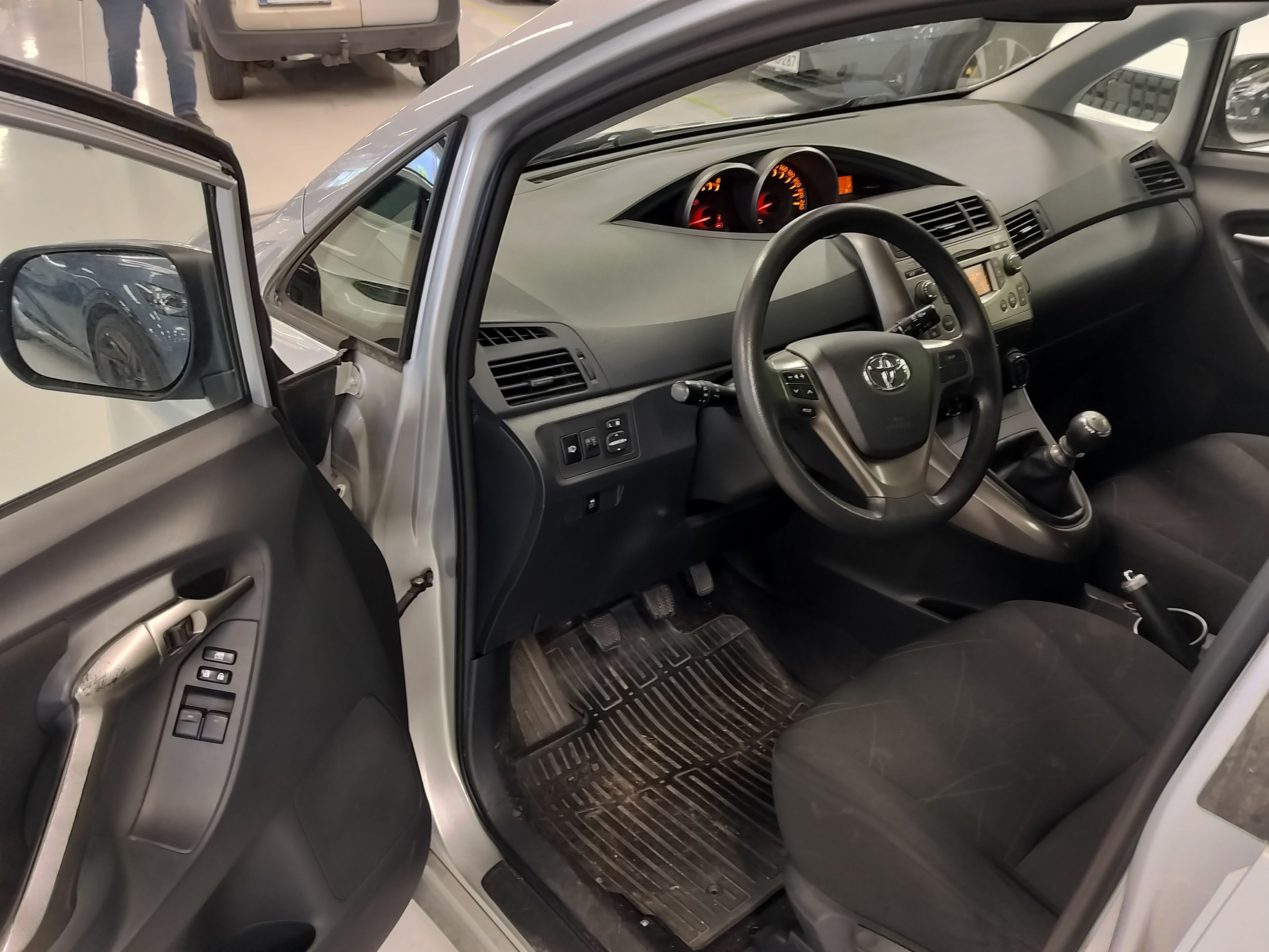Toyota Verso 2010