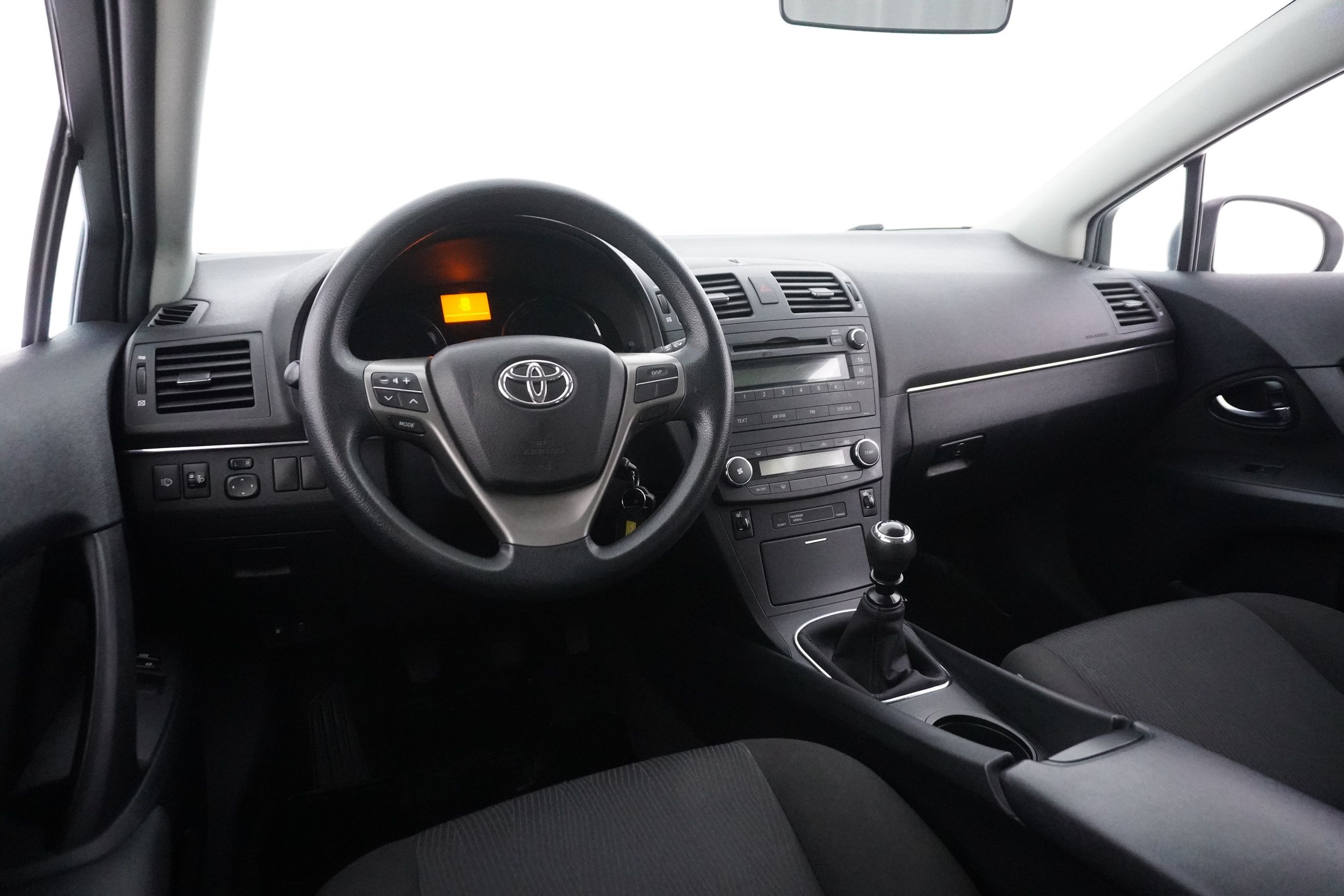 Toyota Avensis 2010