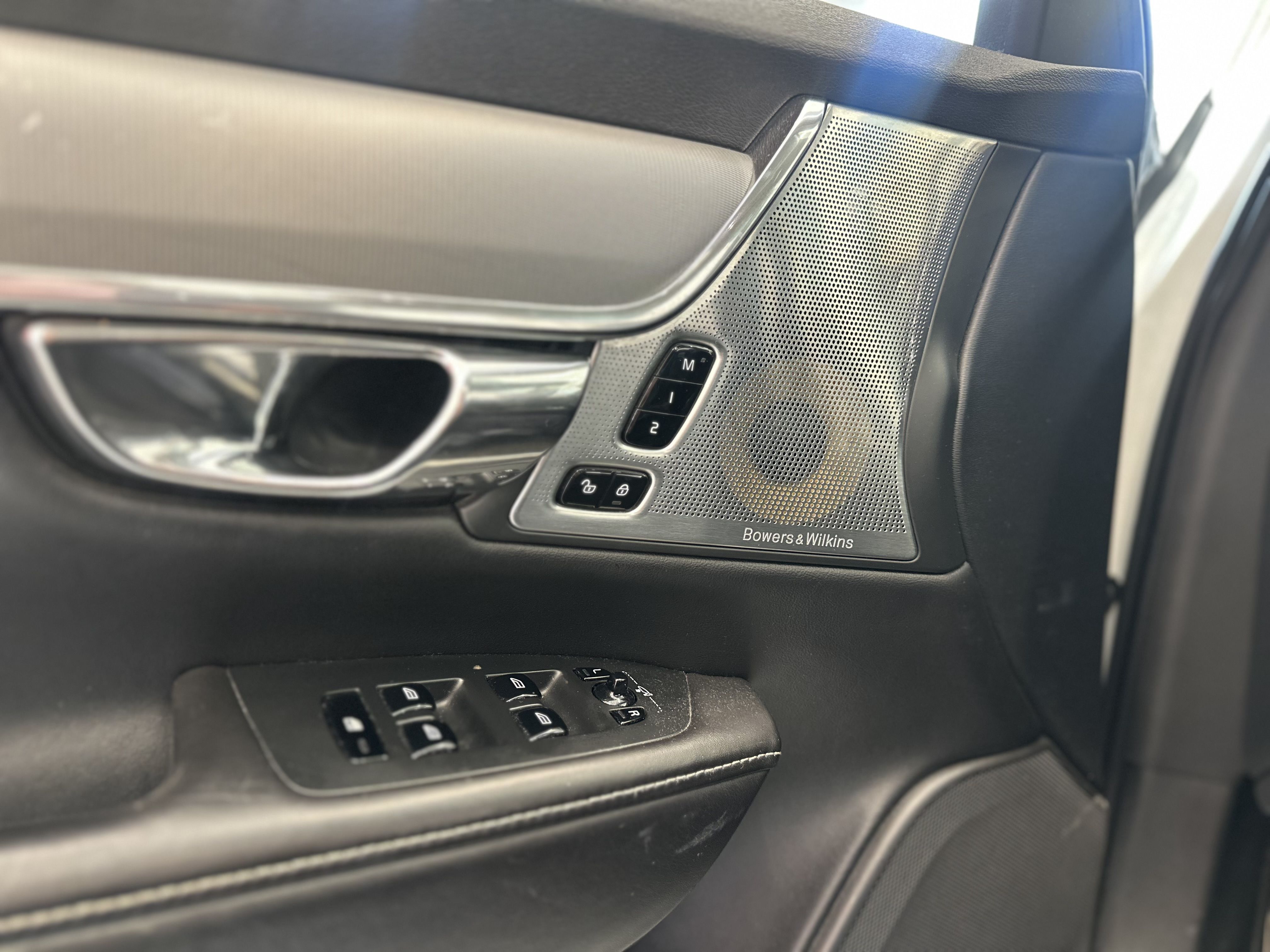 Volvo V90 2017