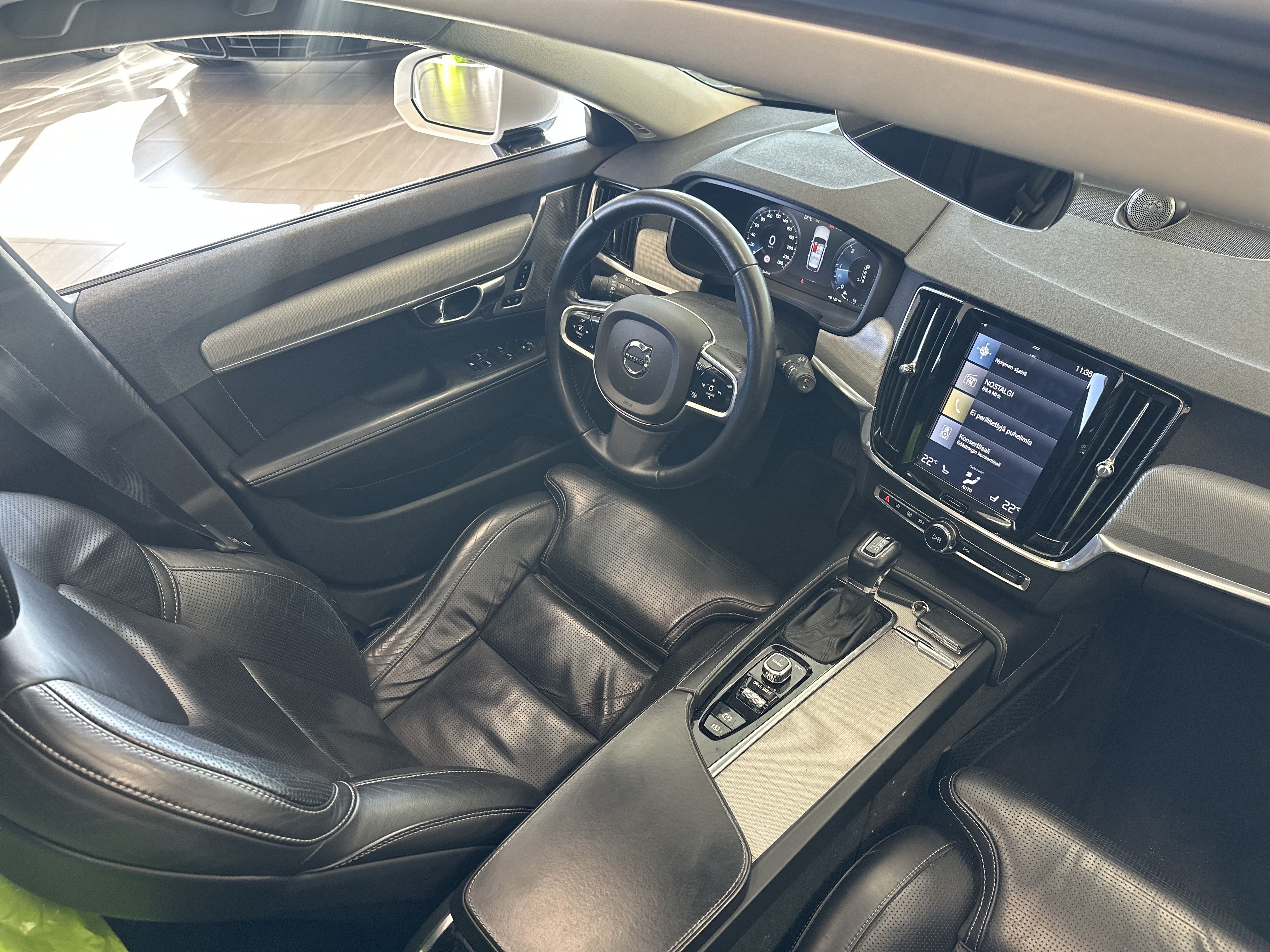 Volvo V90 2017