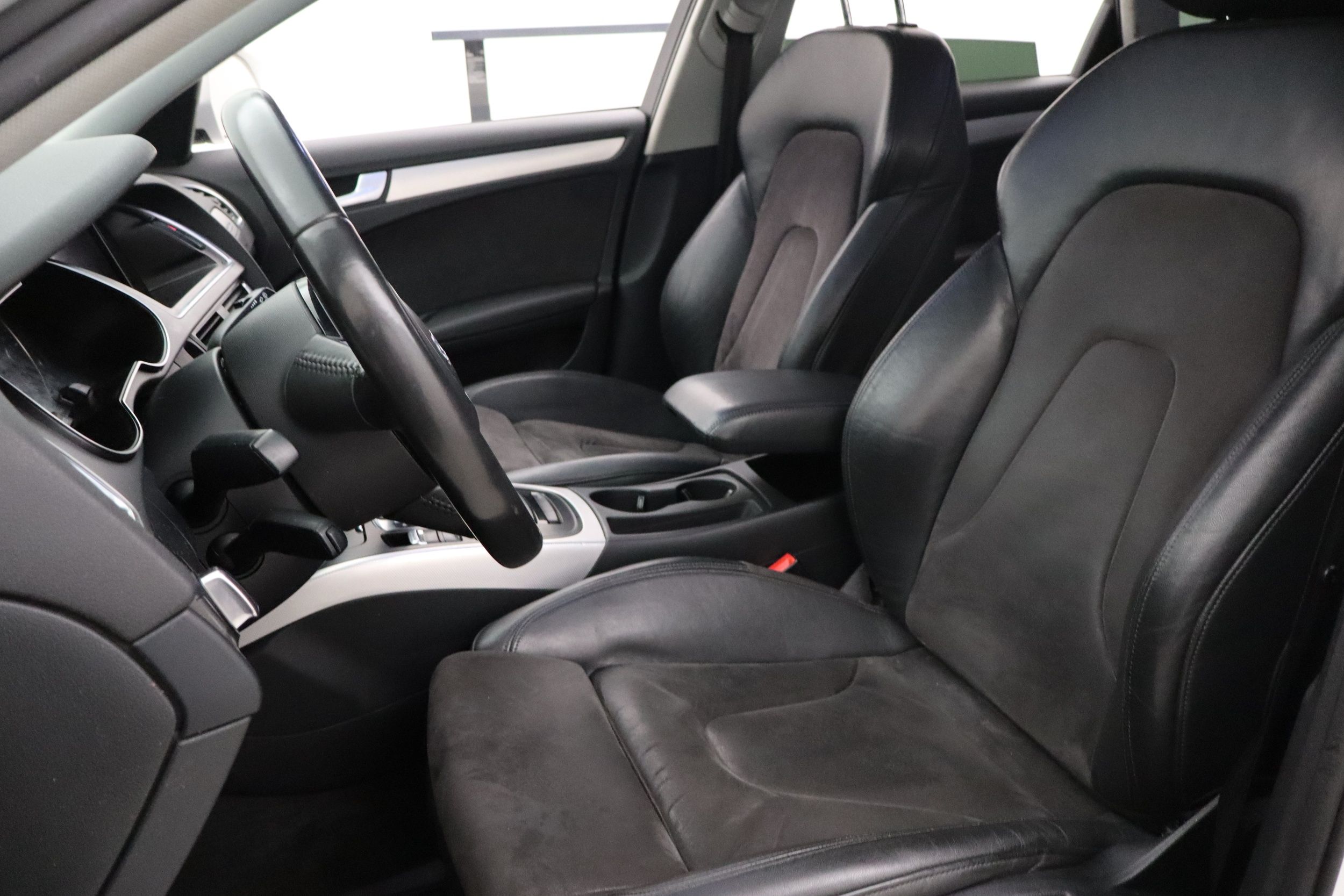 Audi A4 Allroad 2012