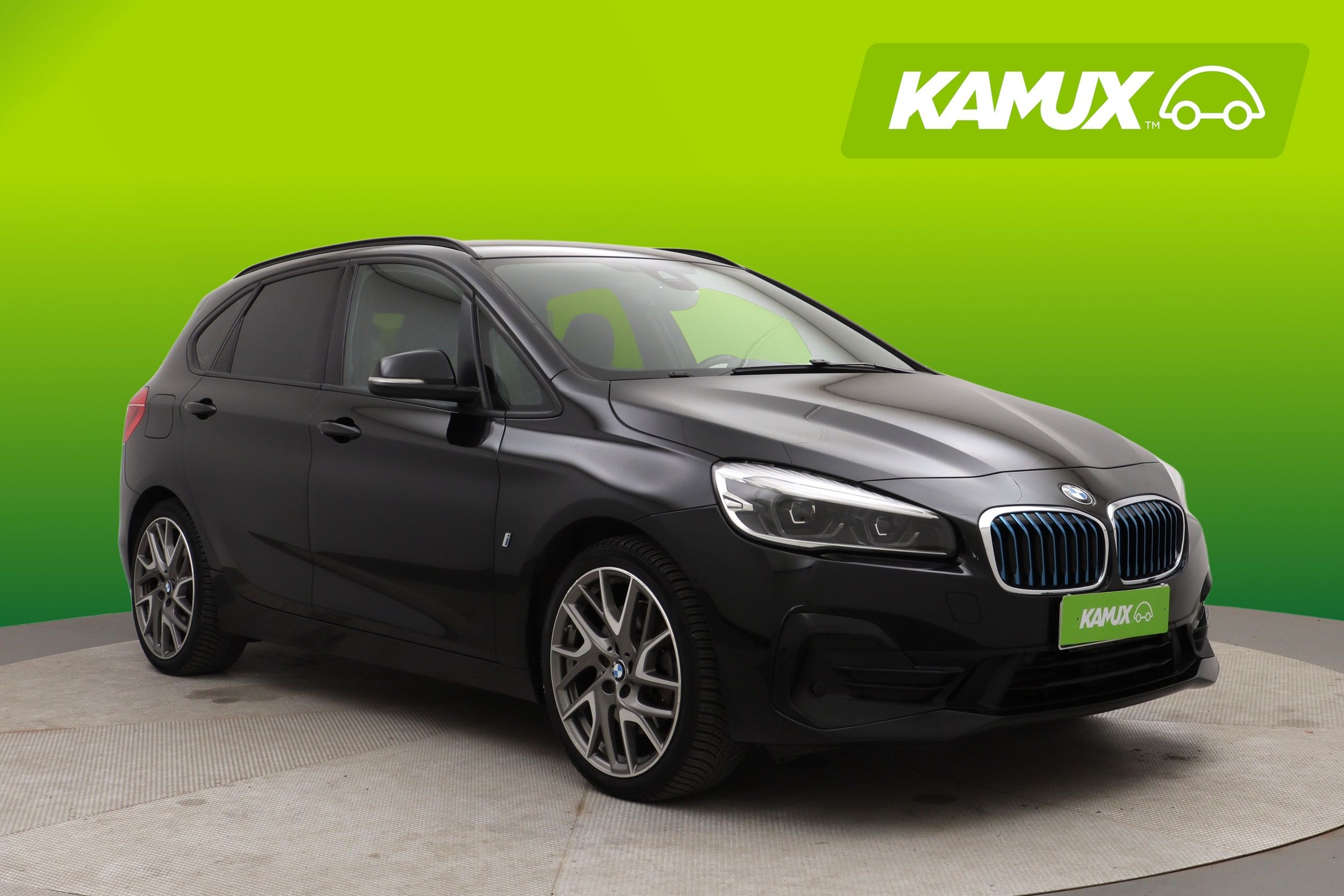 BMW 225 2019