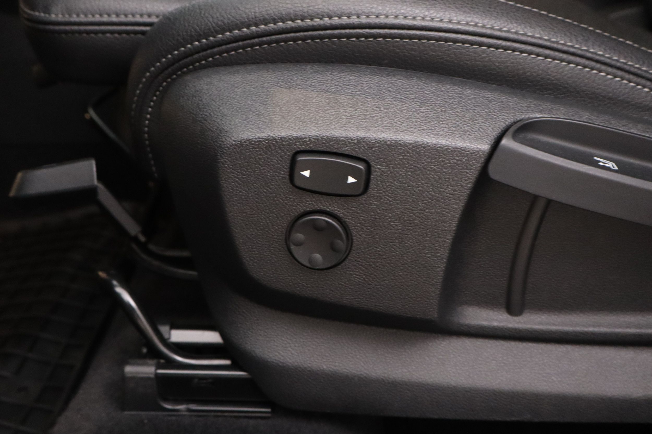 BMW 225 2019