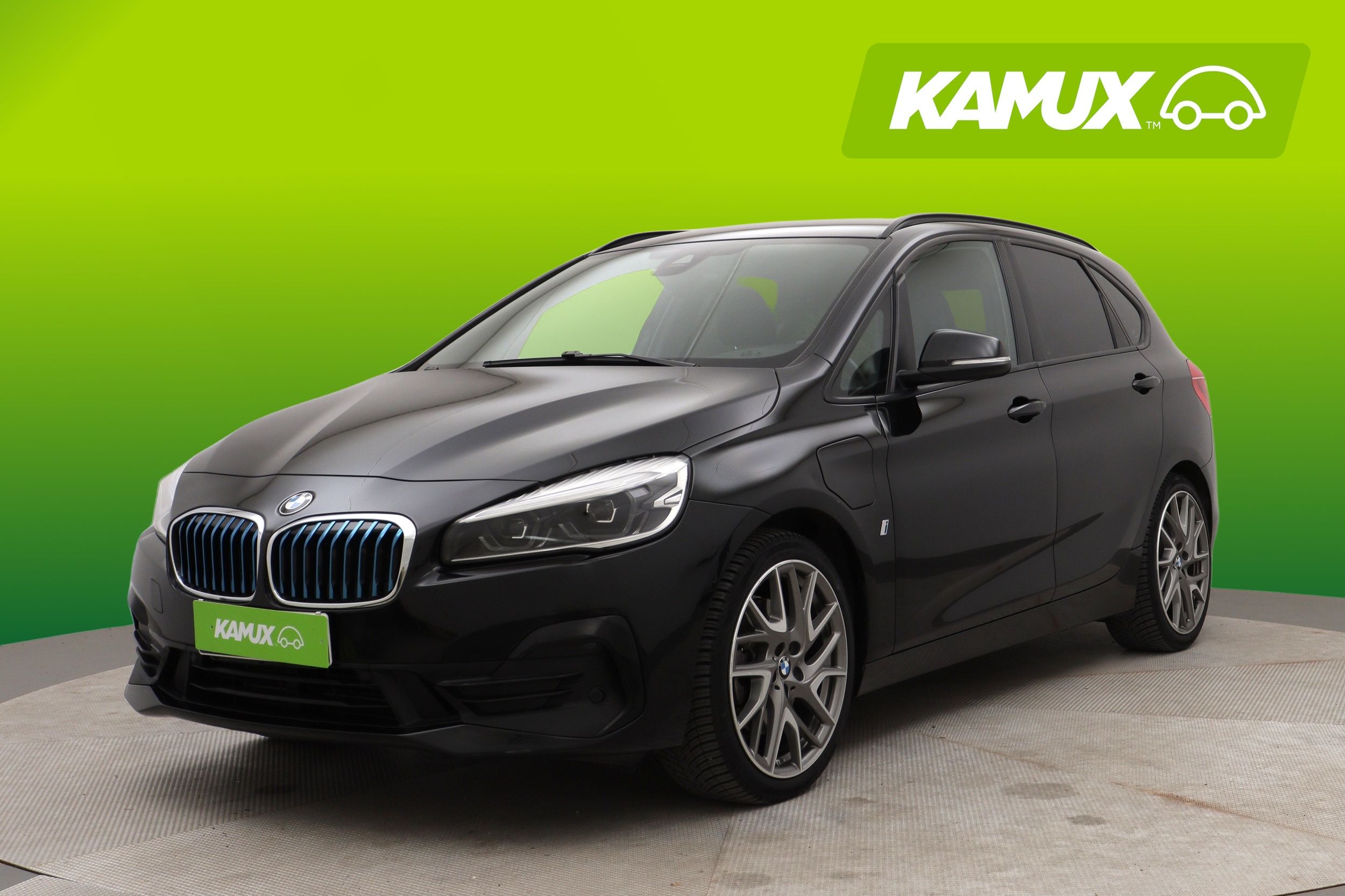 BMW 225 2019