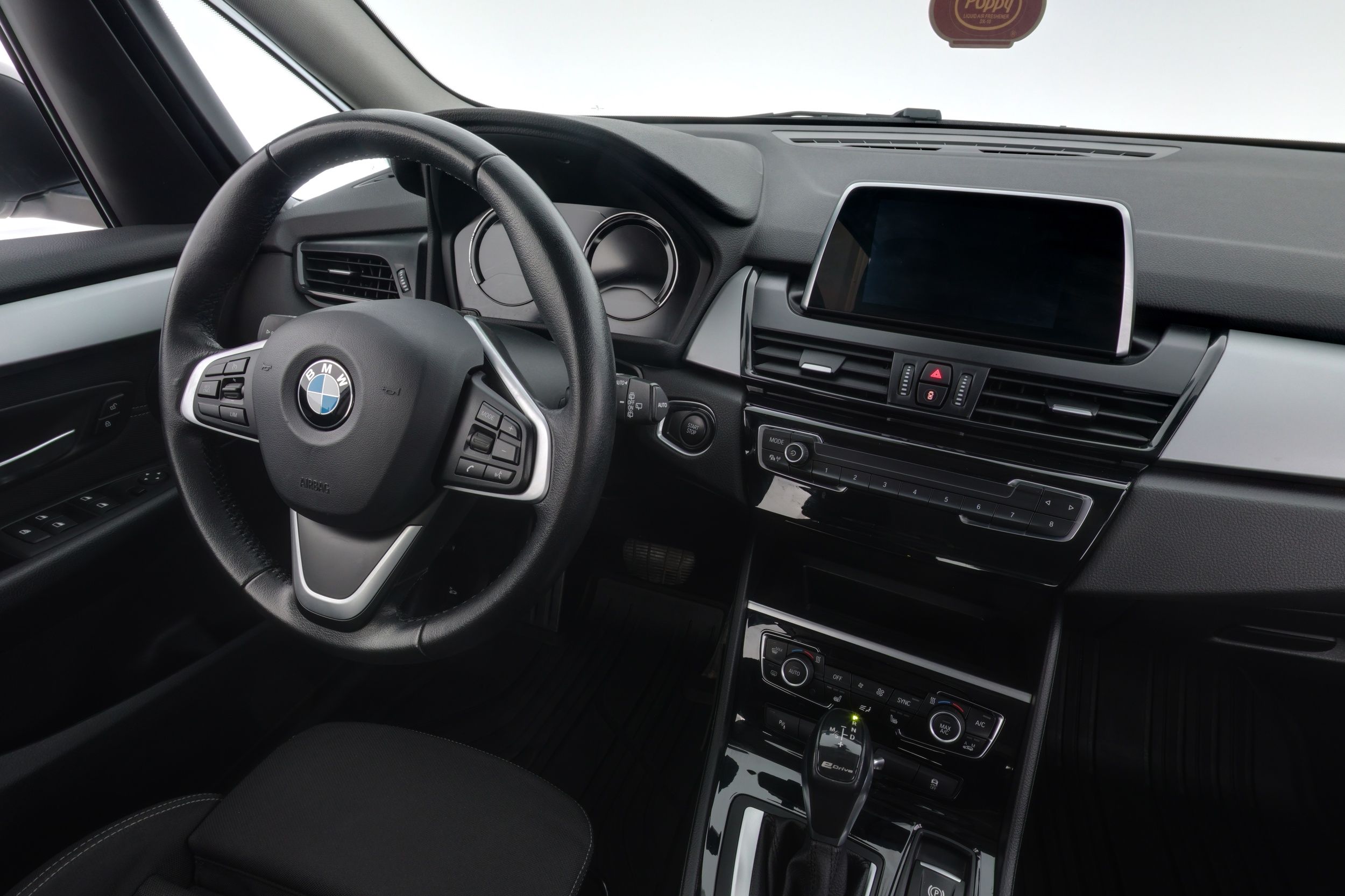 BMW 225 2019